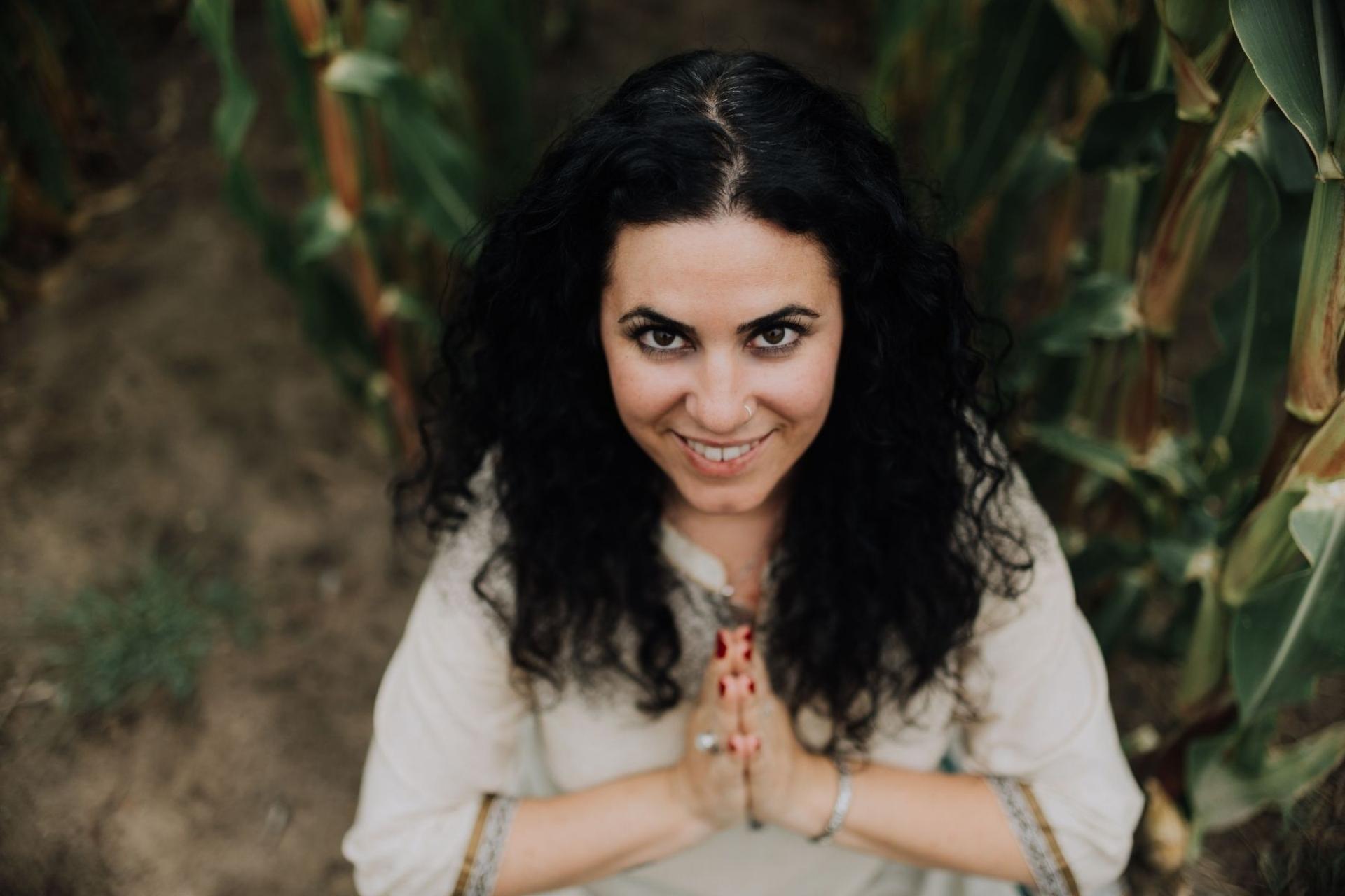 Los beneficios de la medicina natural Ayurveda según la terapeuta Lola Peña
