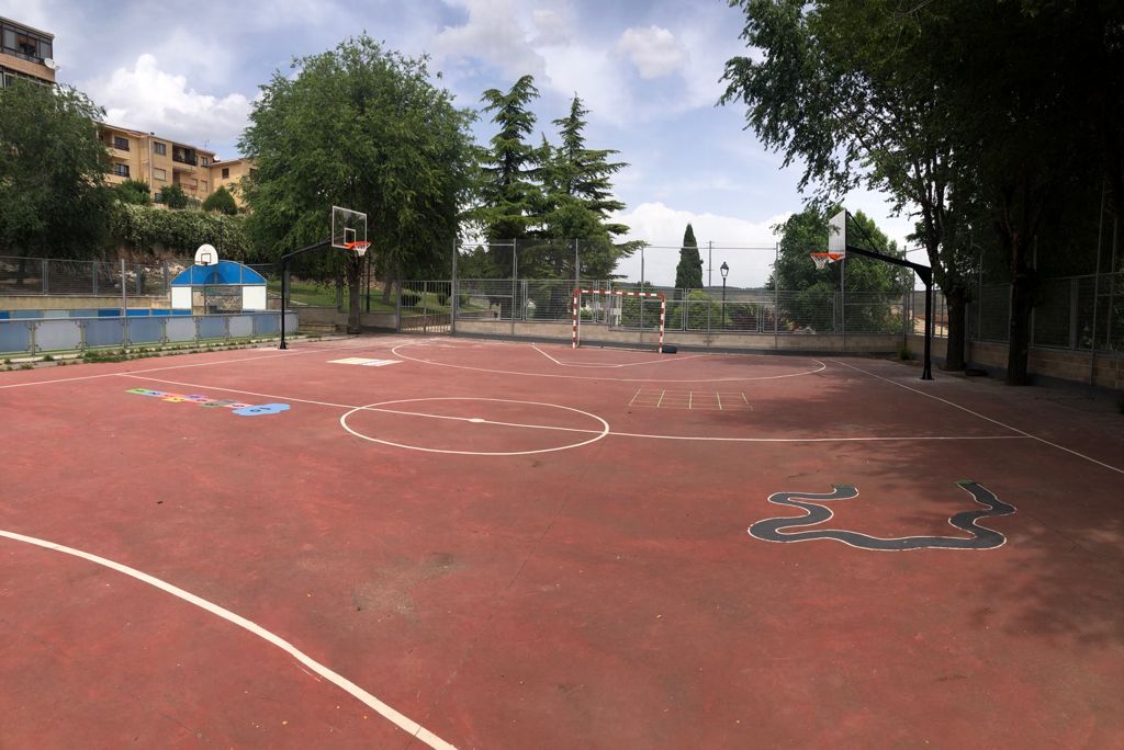 El Ayuntamiento de Cogolludo solicita que se cambie la ubicación de unas canastas en el CRA La Encina