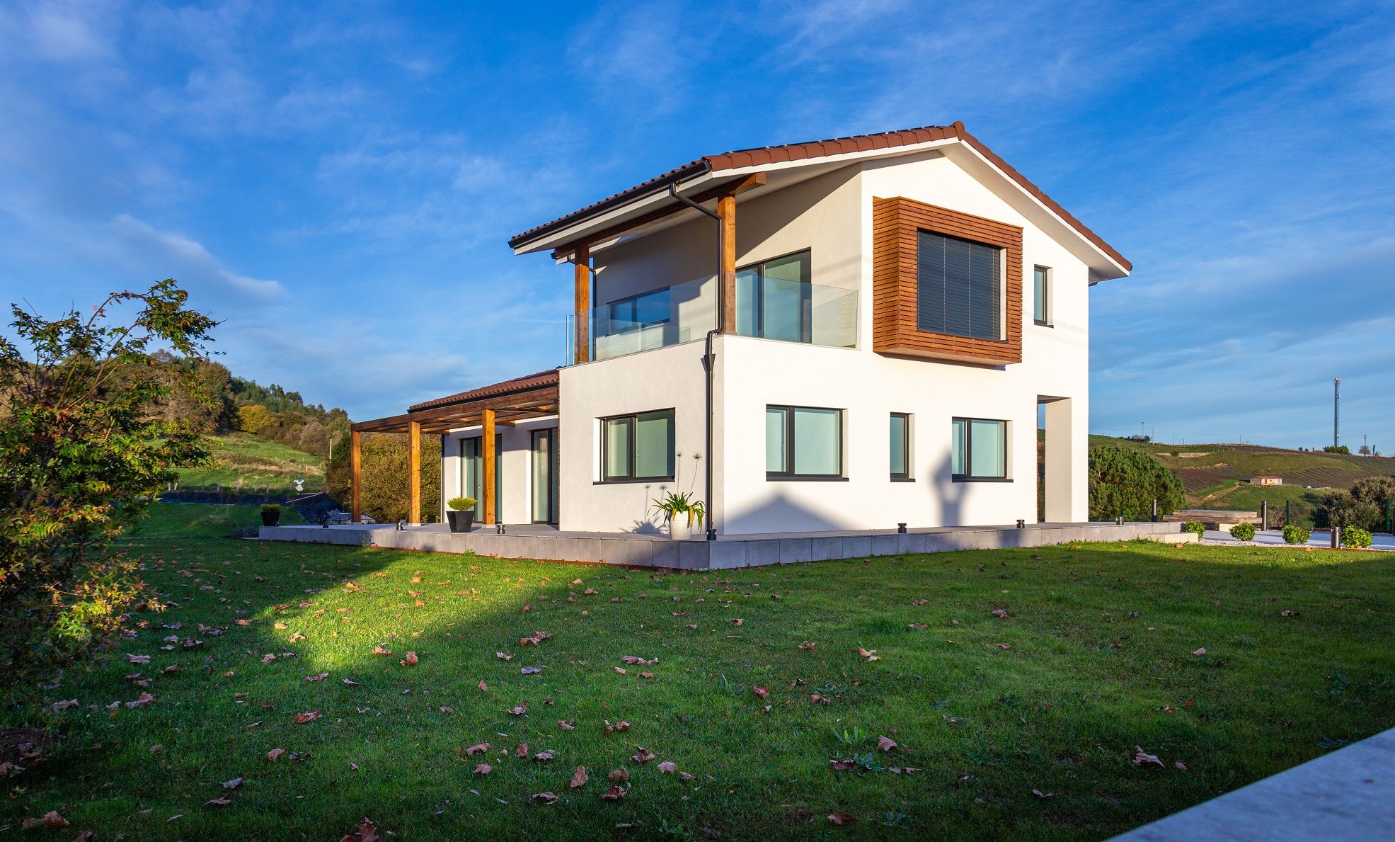 Ocho pros y contras de construir o rehabilitar una vivienda para hacerla más sostenible, según Sto