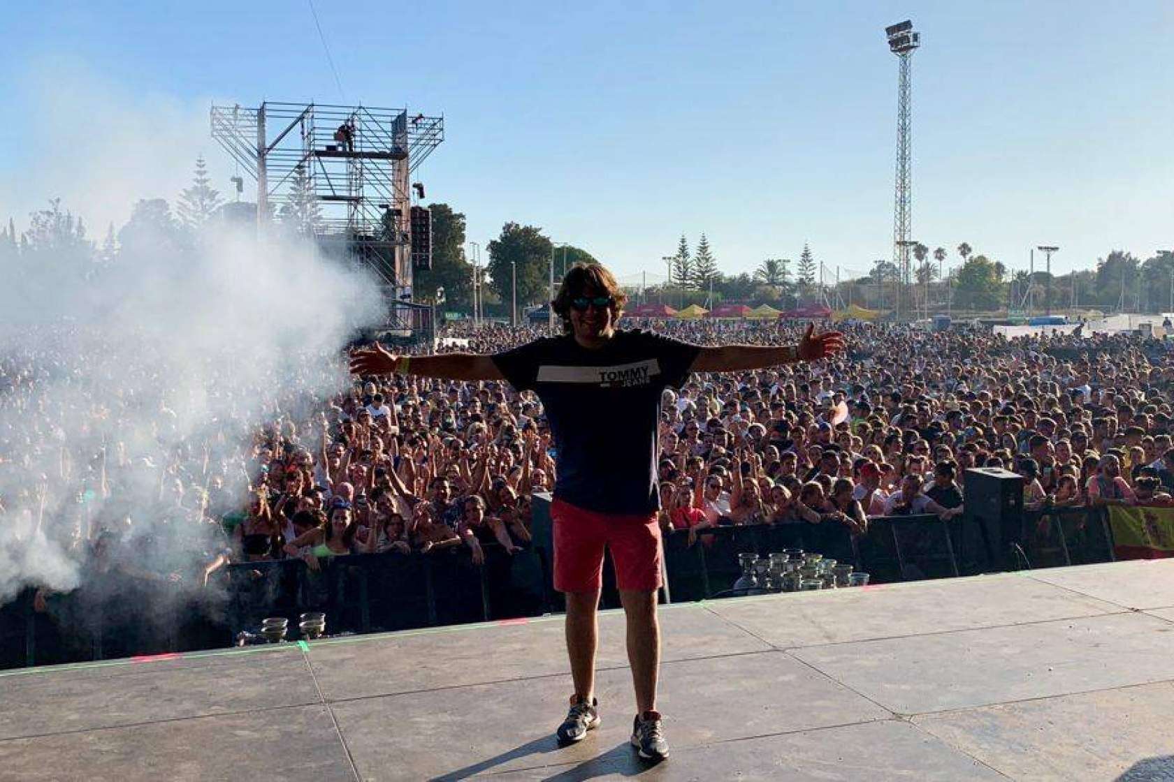 Kuky Fuego: pasar de personaje televisivo a una de las personas con más contactos en España