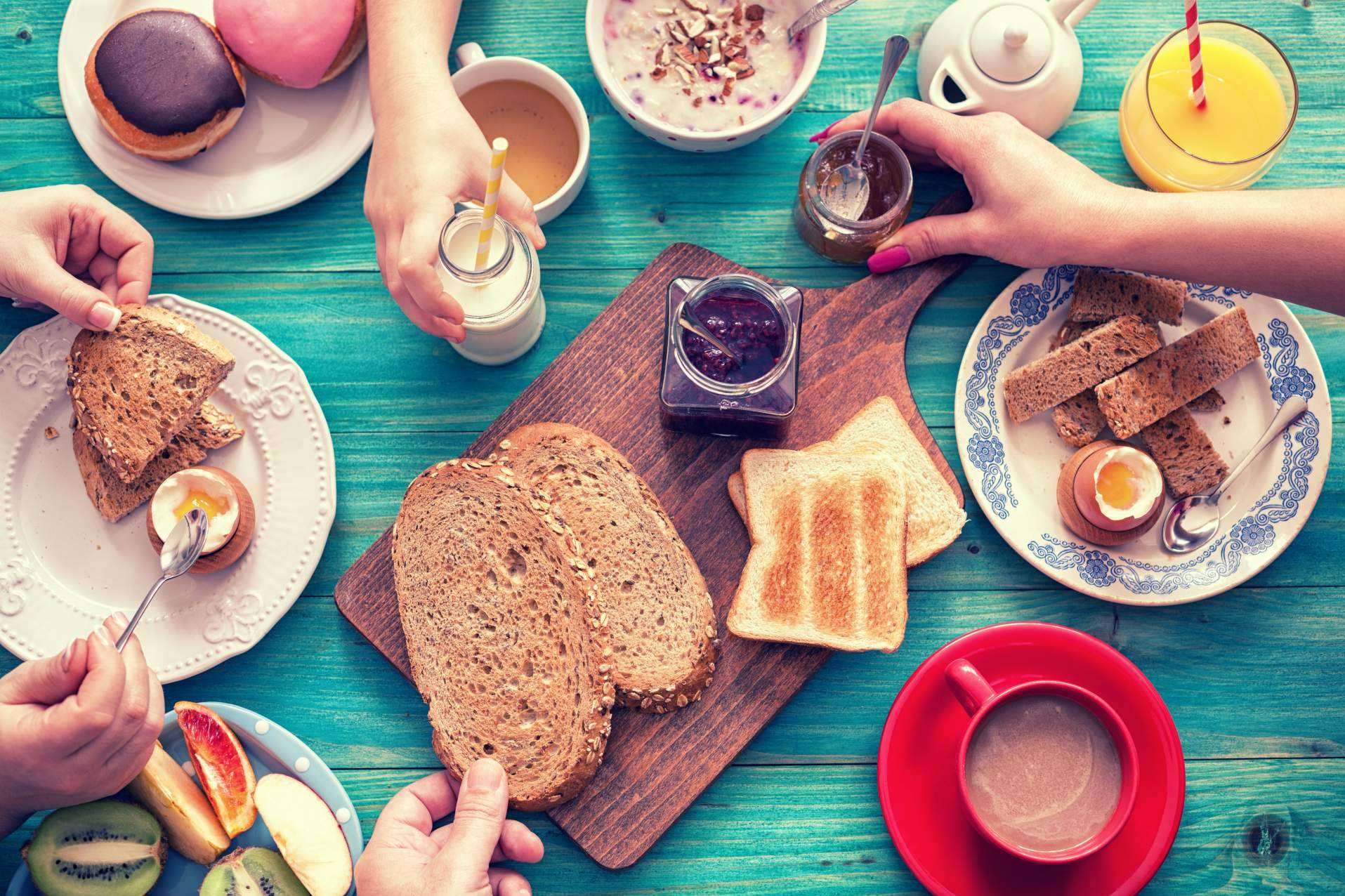 Cafetería Las Palmeras: desayunos y raciones al mejor precio