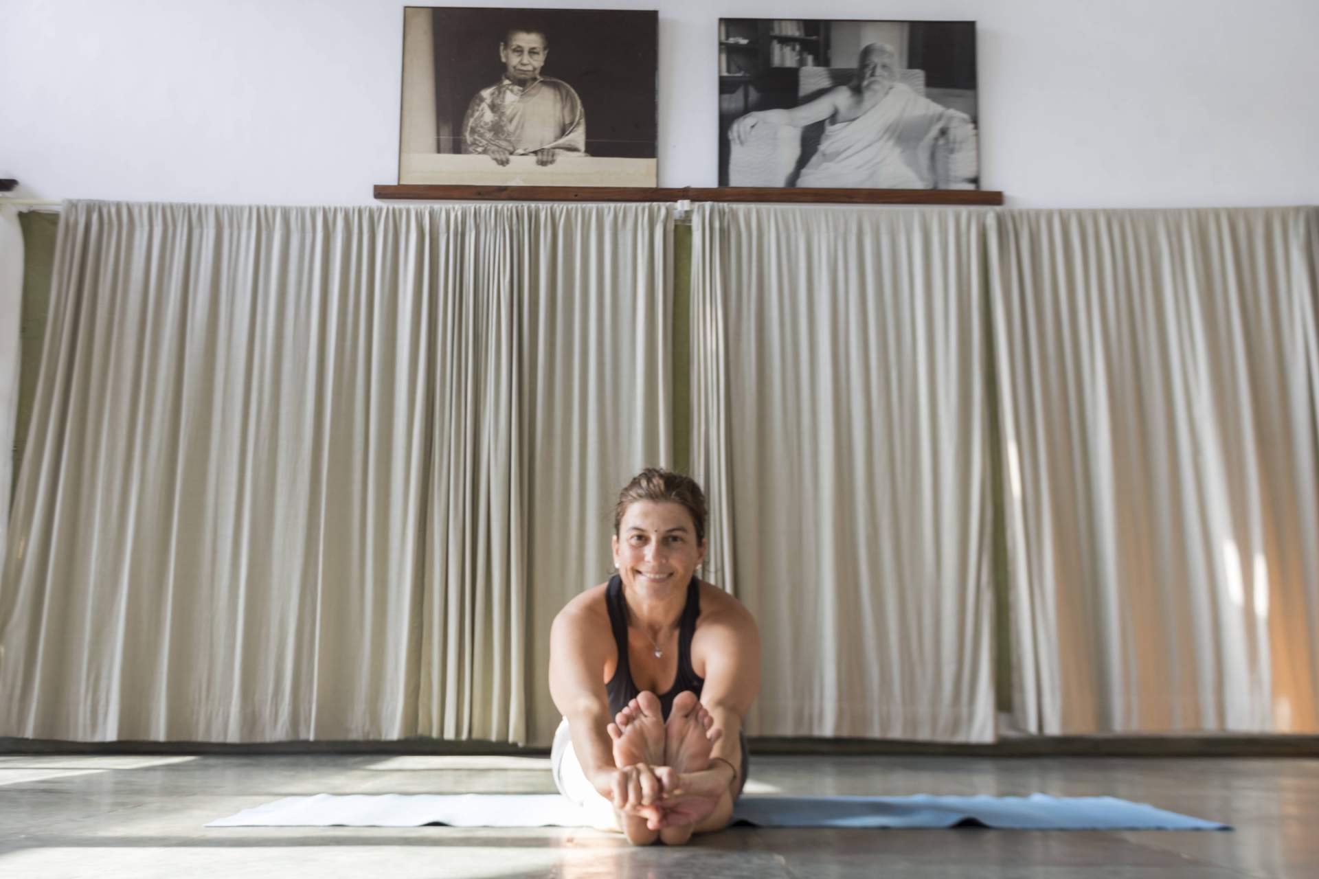 Los alumnos del centro Yoga Albahaca pueden aprender a mejorar el estado físico