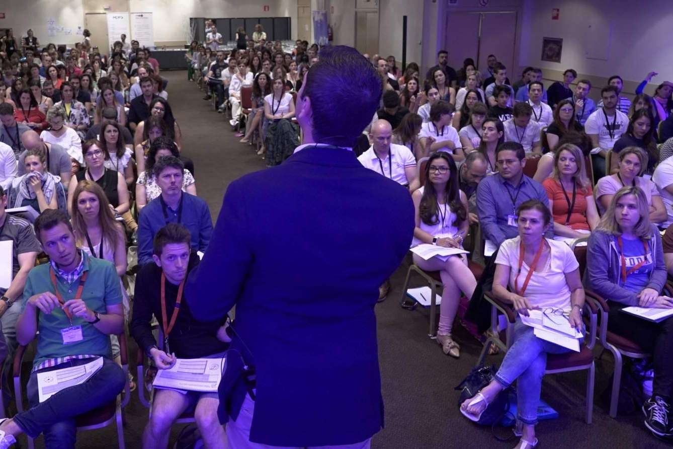 ¿Cuál es la clave del desarrollo personal? Fabián González ayuda a desarrollar habilidades para el emprendimiento