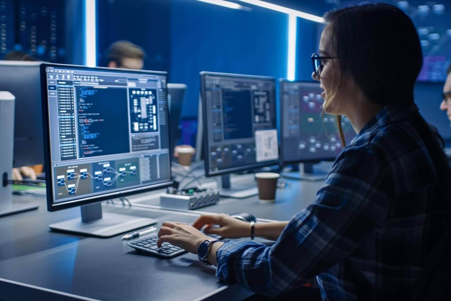 Naxer ofrece el máster en Full Stack Developer, una de las formaciones con más éxito laboral