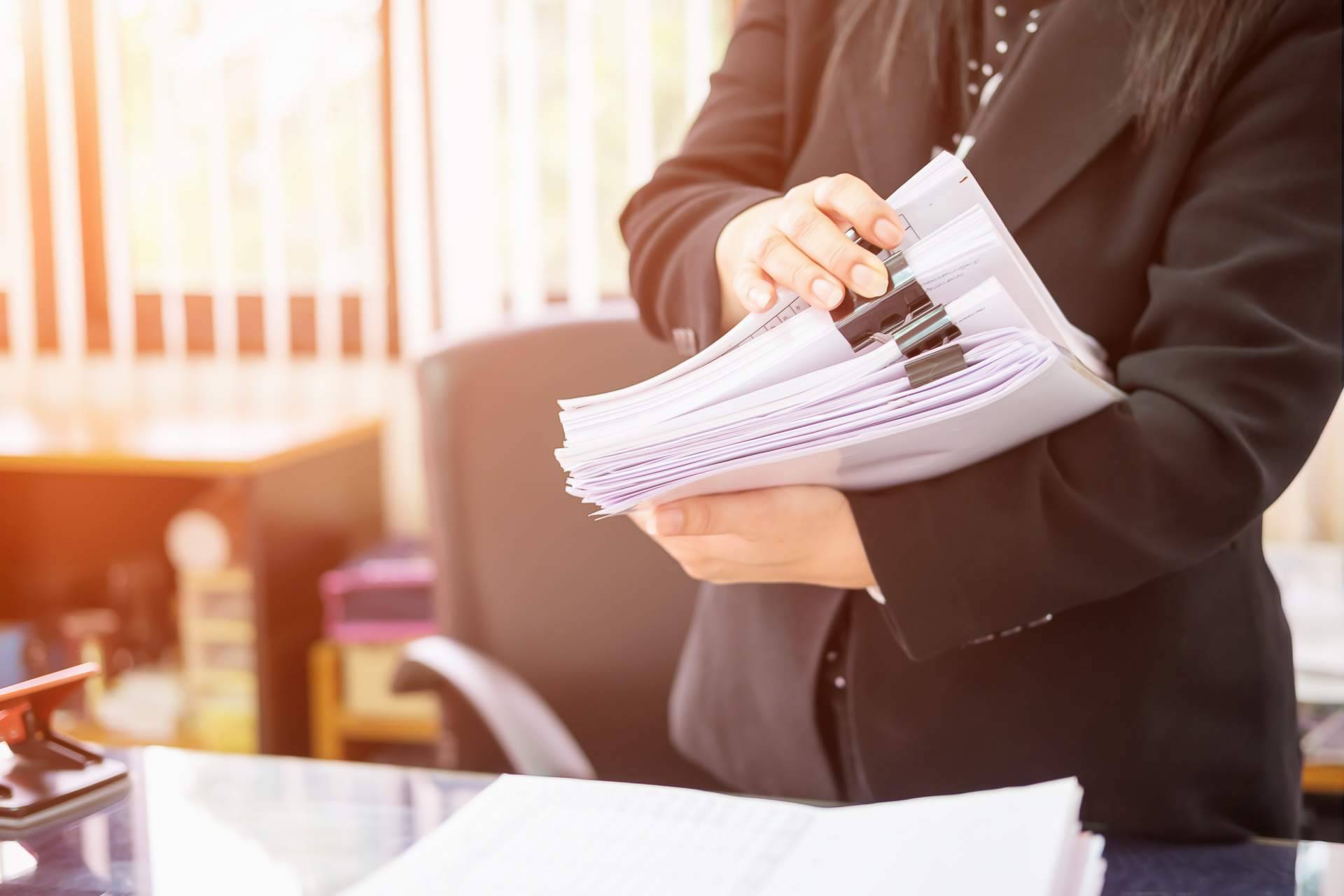 ¿Cómo presentar una reclamación ante la Administración Pública gracias a los servicios del bufete Defendo Abogados?