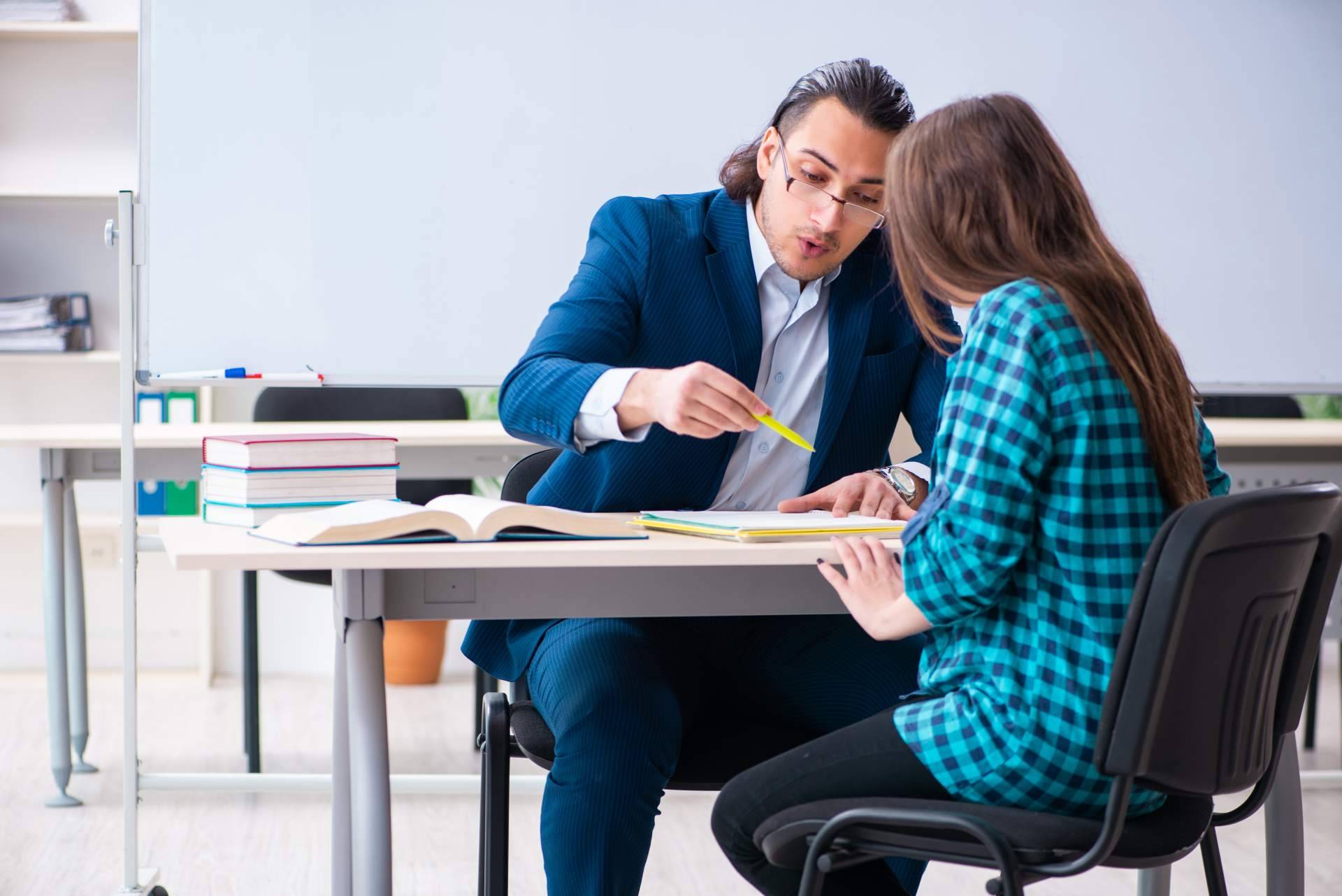 Área 44 Servicios Educativos plantea la revolución de las clases particulares