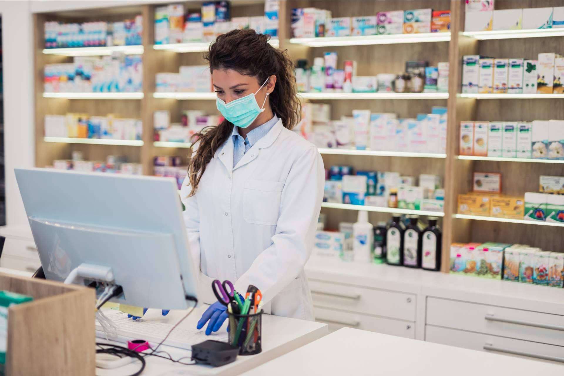 DNSalud ofrece un curso técnico de farmacia de gran popularidad en el sector