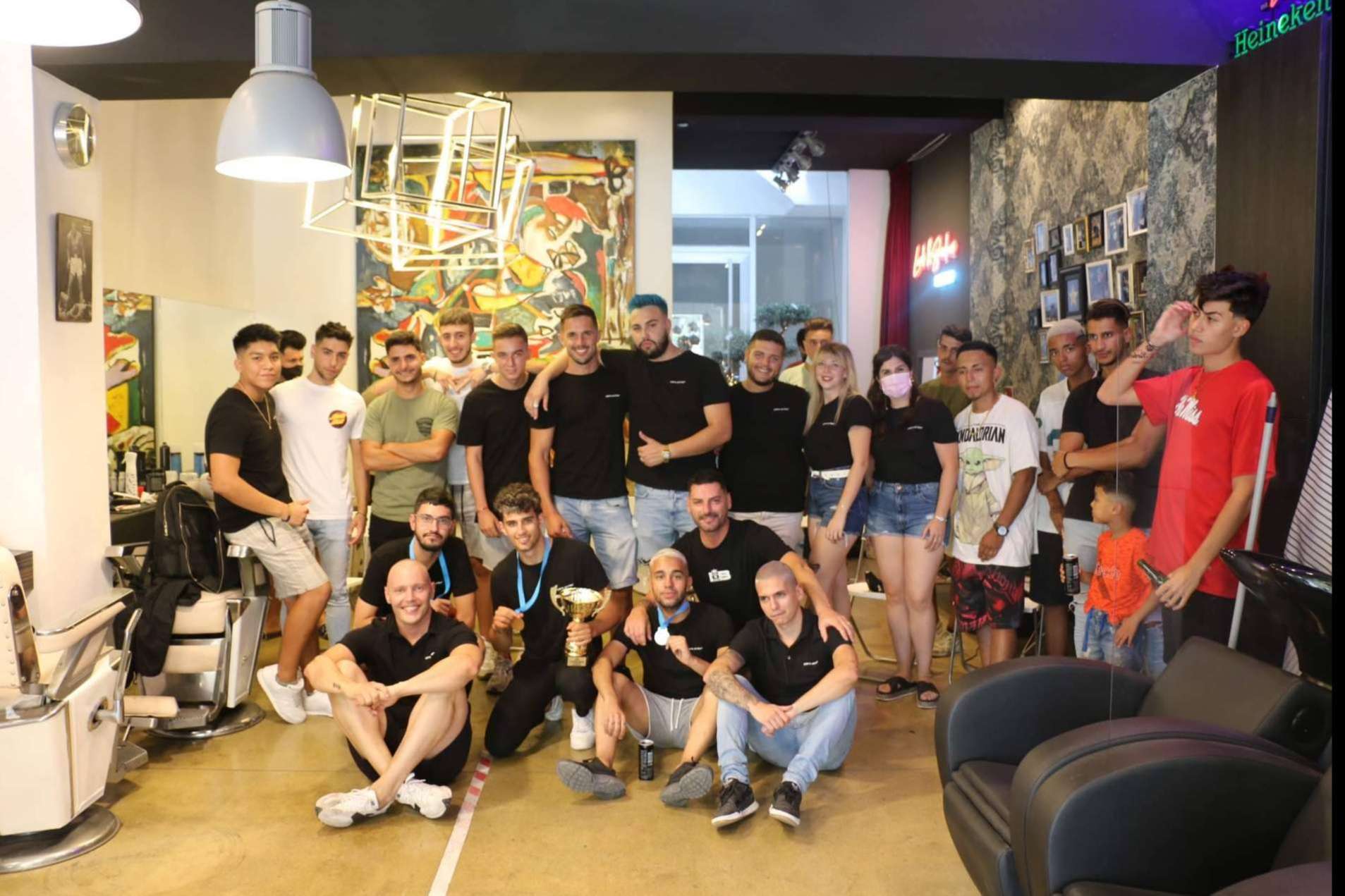 The Lords Academy: curso de barbería