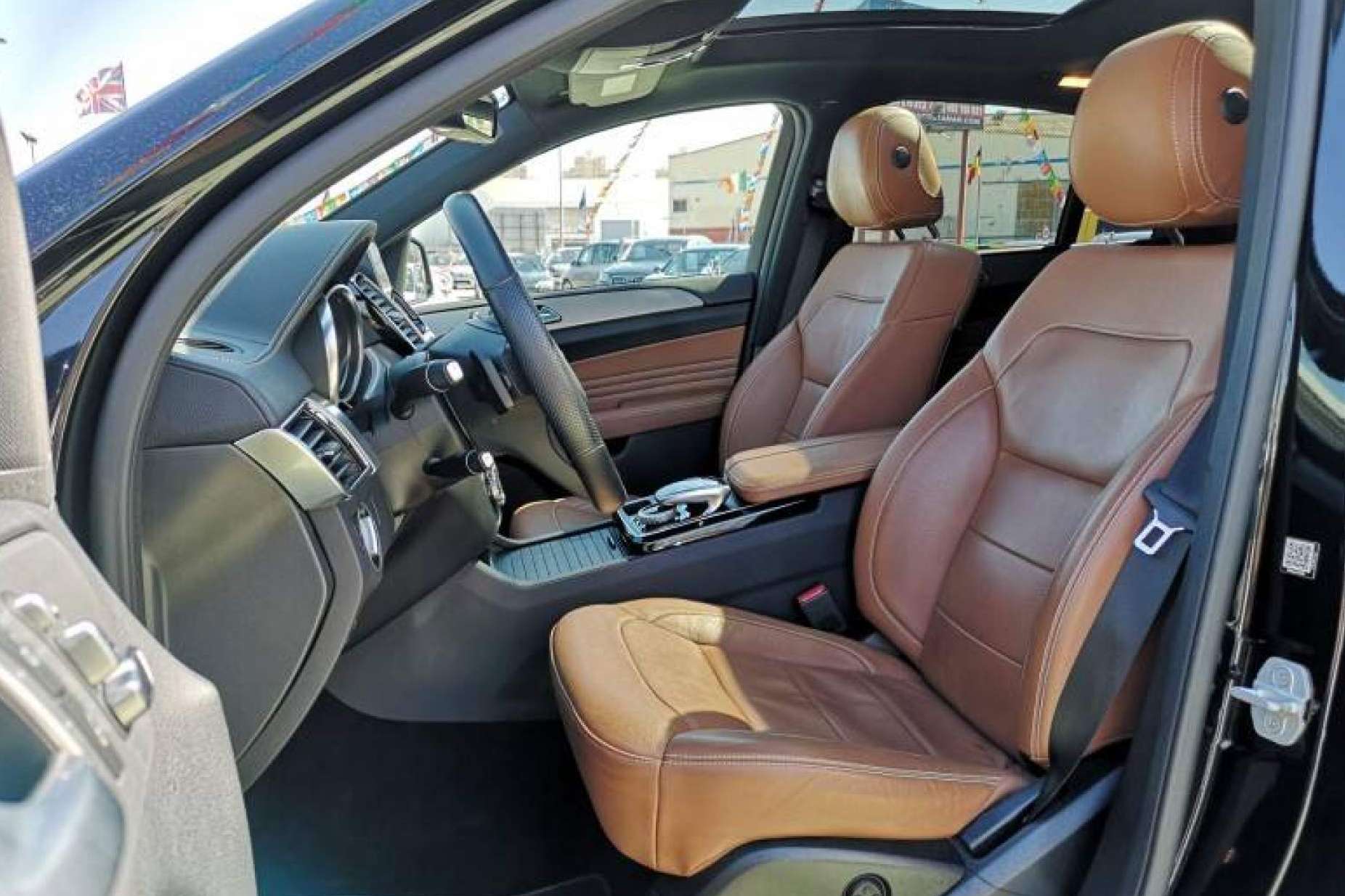 Alquilar Mercedes GLE Coupe o alquilar AUDI R8 Spyder en Rent Car Deluxe: la mejor opción para los amantes de la velocidad