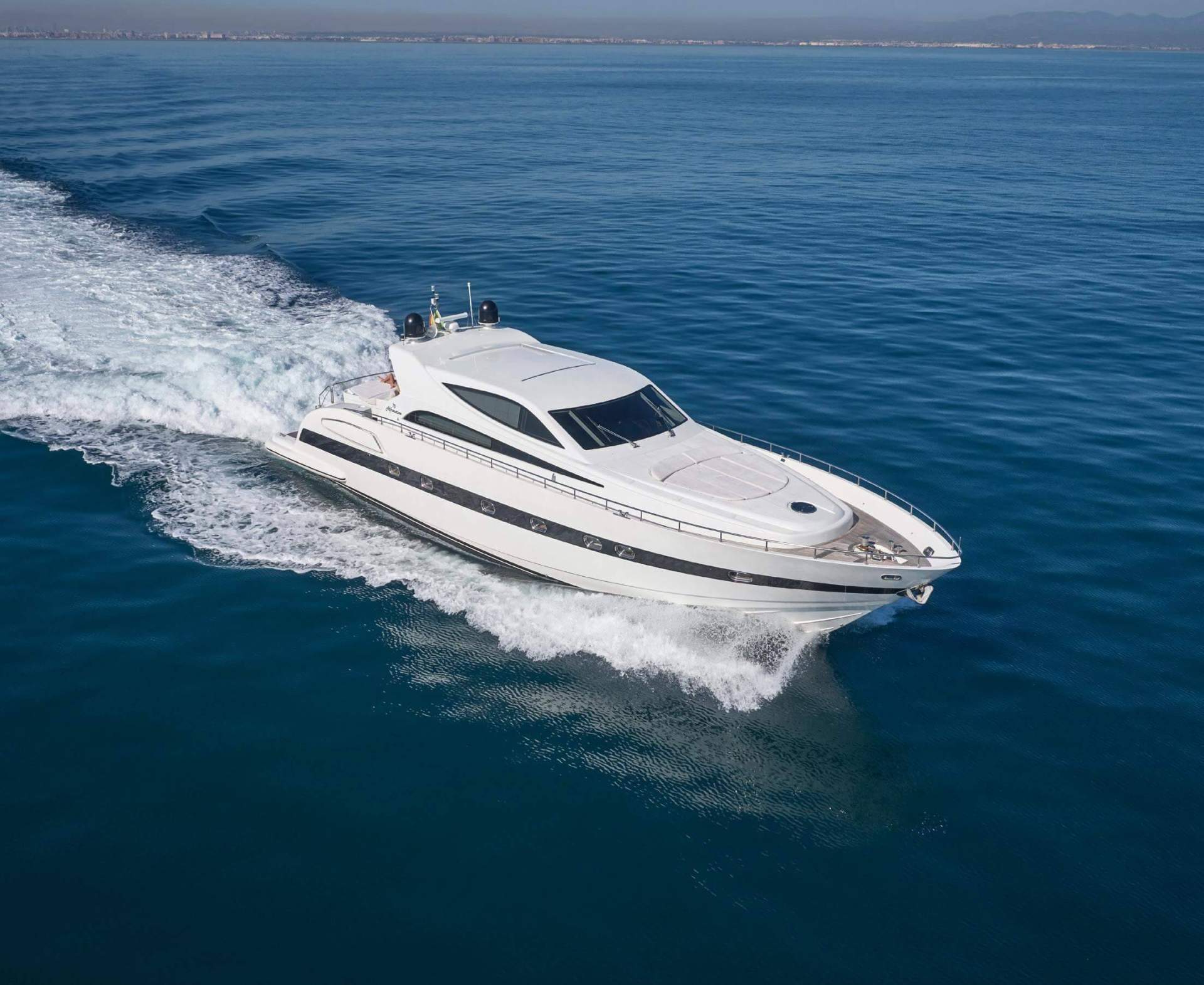 Alquiler de yates en Ibiza: Ibiza Luxury Yachts