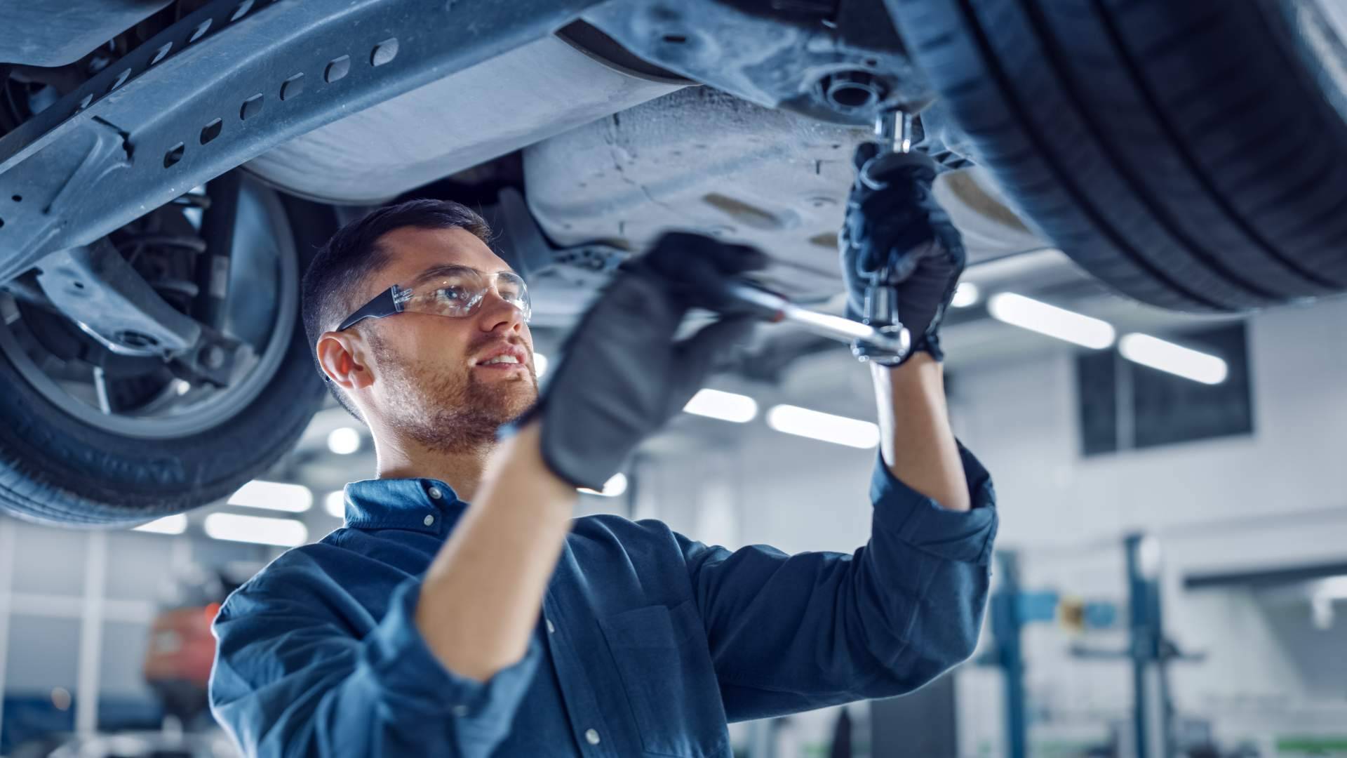 ¿Cuáles son las ventajas del curso de mecánica y electricidad de coches del Instituto Técnico de Automoción?