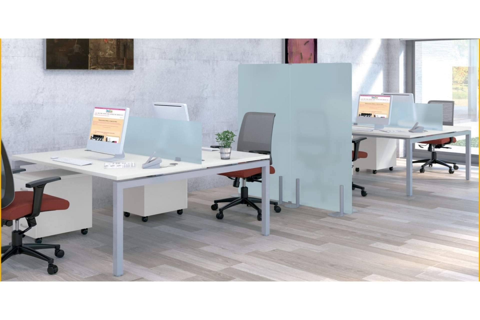 Officedeco: biombos de cristal para una vuelta a la oficina segura y con estilo