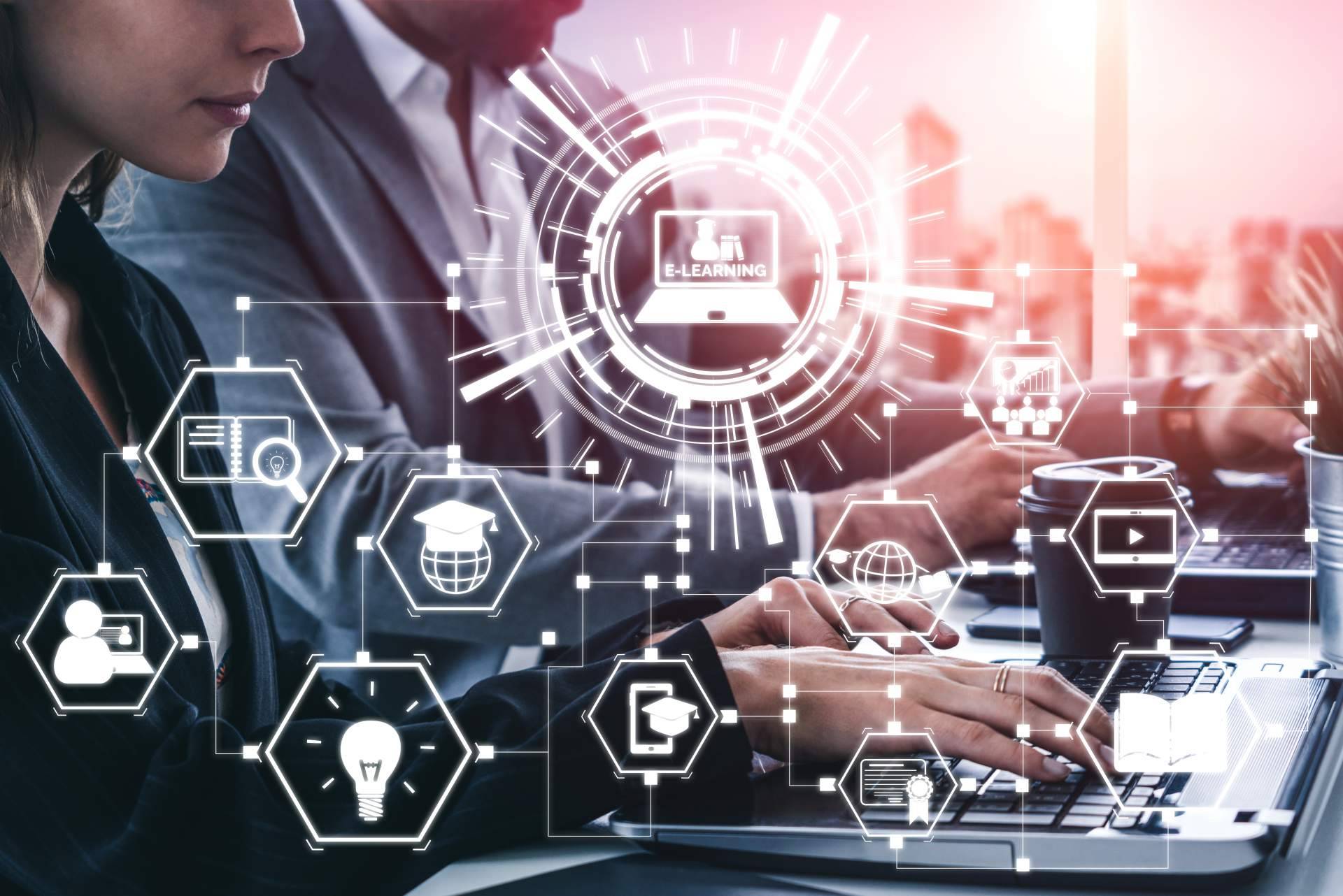 Las claves de Aicad Business School para digitalizar un negocio contratando talento digital
