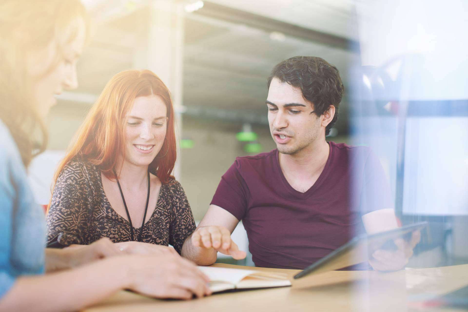 Mentoring mensual para emprendedores: todas las claves con el funnel architect Israel Huerta