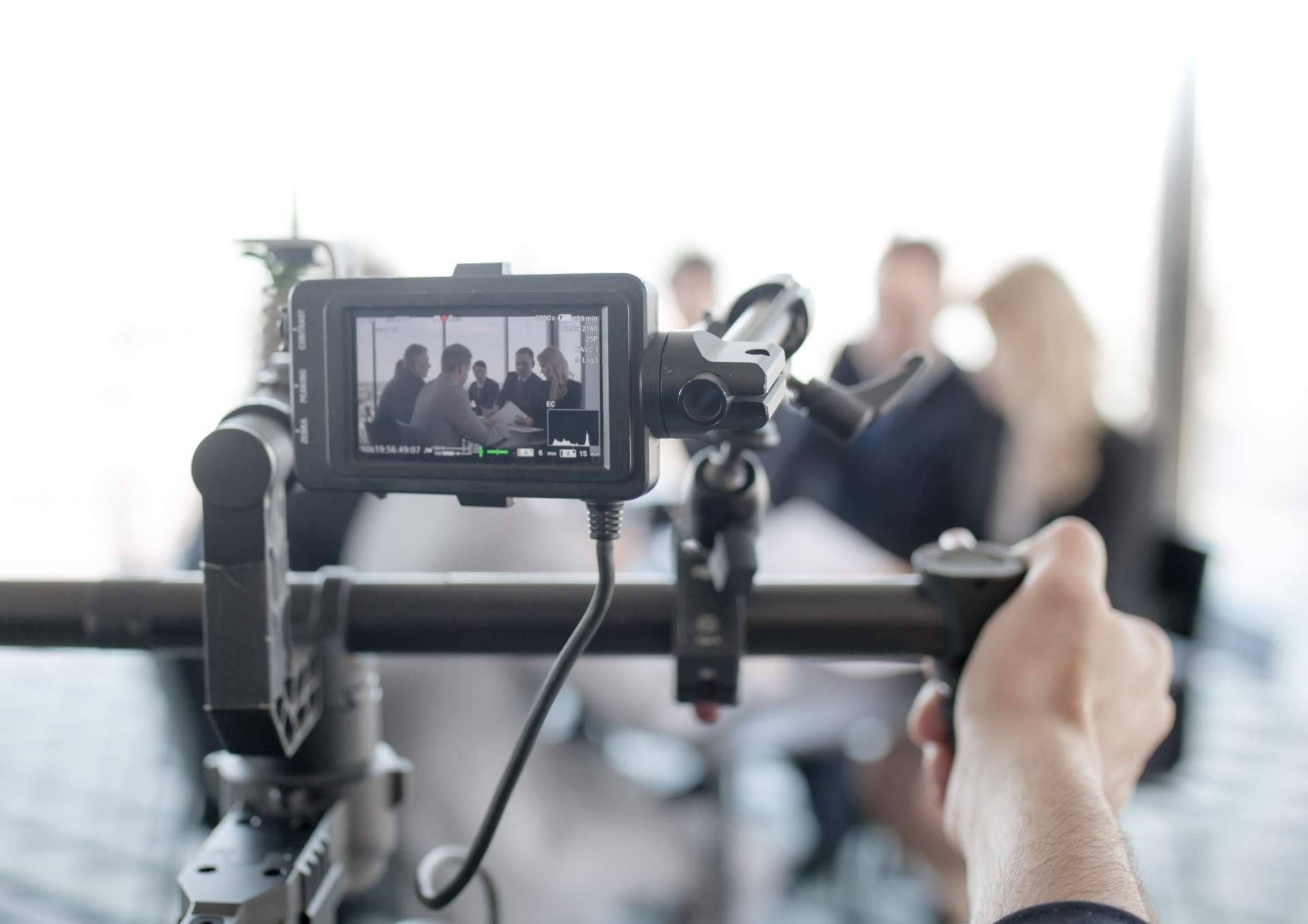 La productora audiovisual NoSoloClips ayuda a proyectar la mejor imagen de cualquier negocio a través de vídeos corporativos
