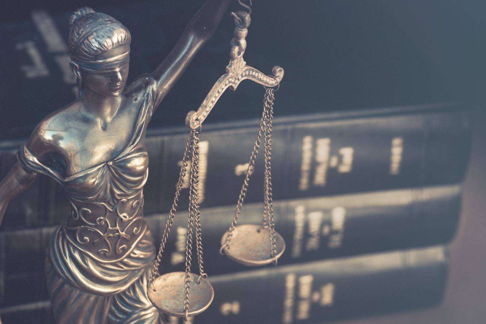 ¿Cómo salir de los ficheros de morosos cuando se vulnera el derecho al honor?: iMorosity