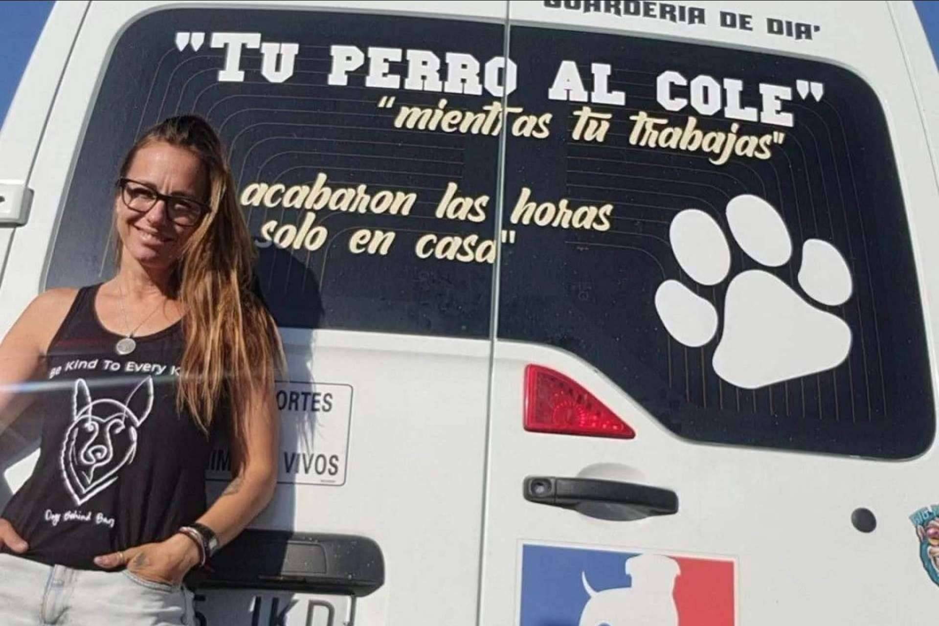 La guardería de día de perros, PERROBUENO