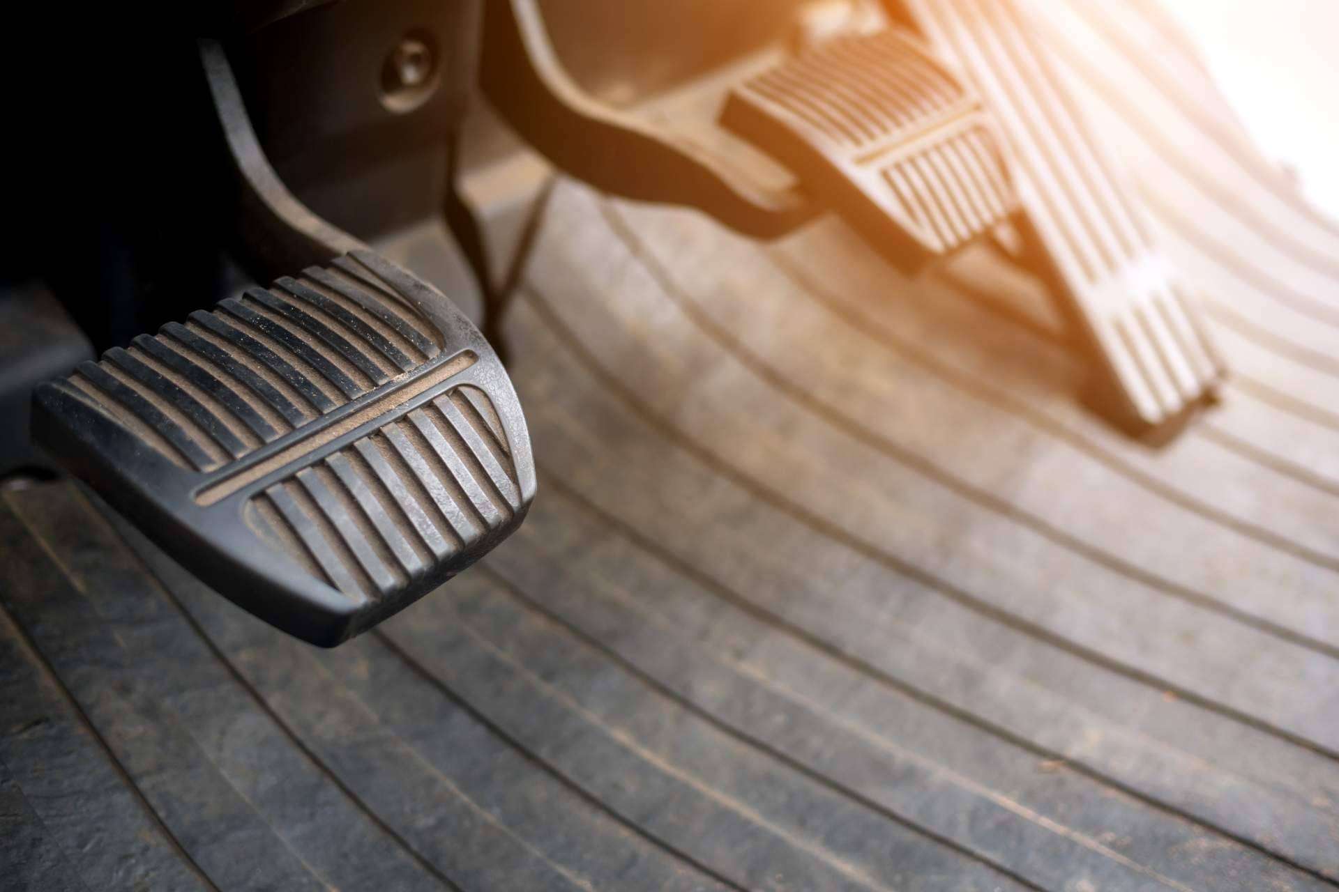 Cambio de Embrague: ¿Dónde encontrar embragues baratos para coches en Badalona?