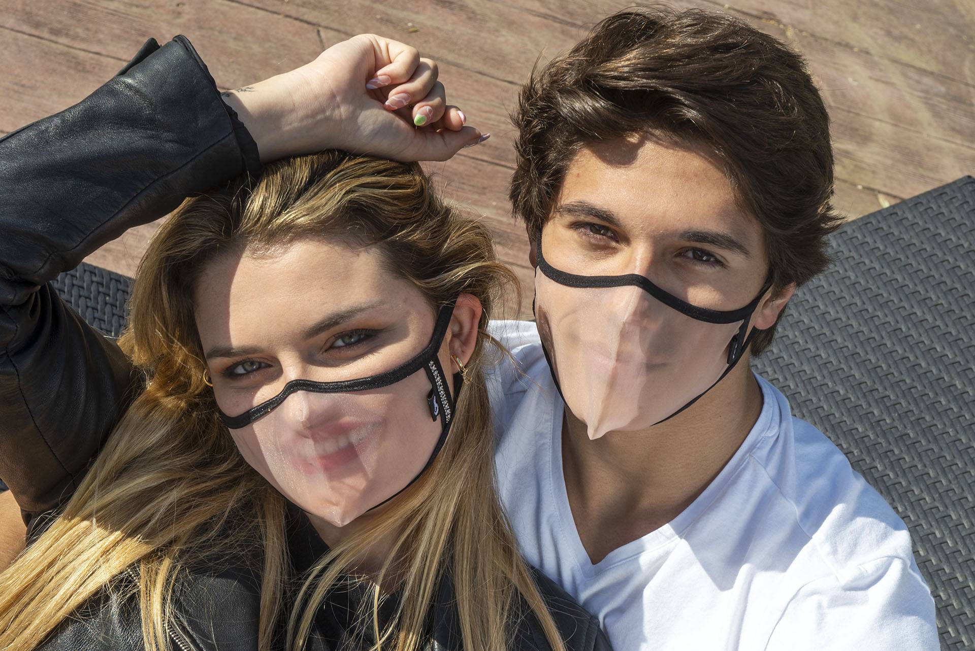 La mascarilla transparente de Xula, perfecta para el colectivo docente en la vuelta al cole