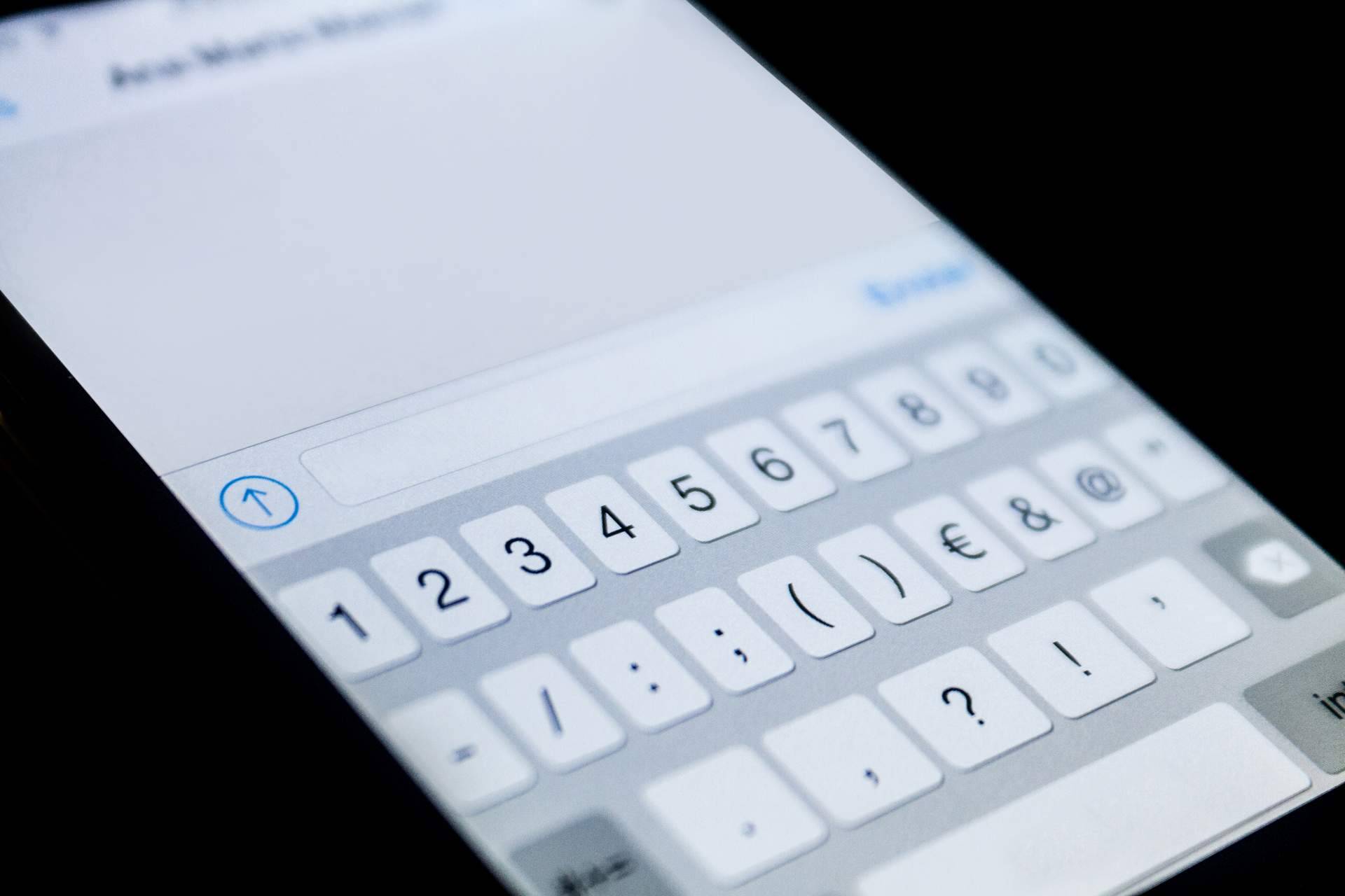 Aumentar ingresos enviando campañas de WhatsApp a los clientes con los servicios de la empresa WhatsaService
