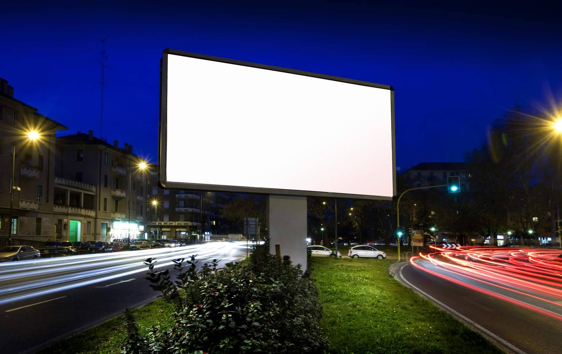 Los beneficios de la publicidad exterior en los mupis publicitarios de Eccodiez