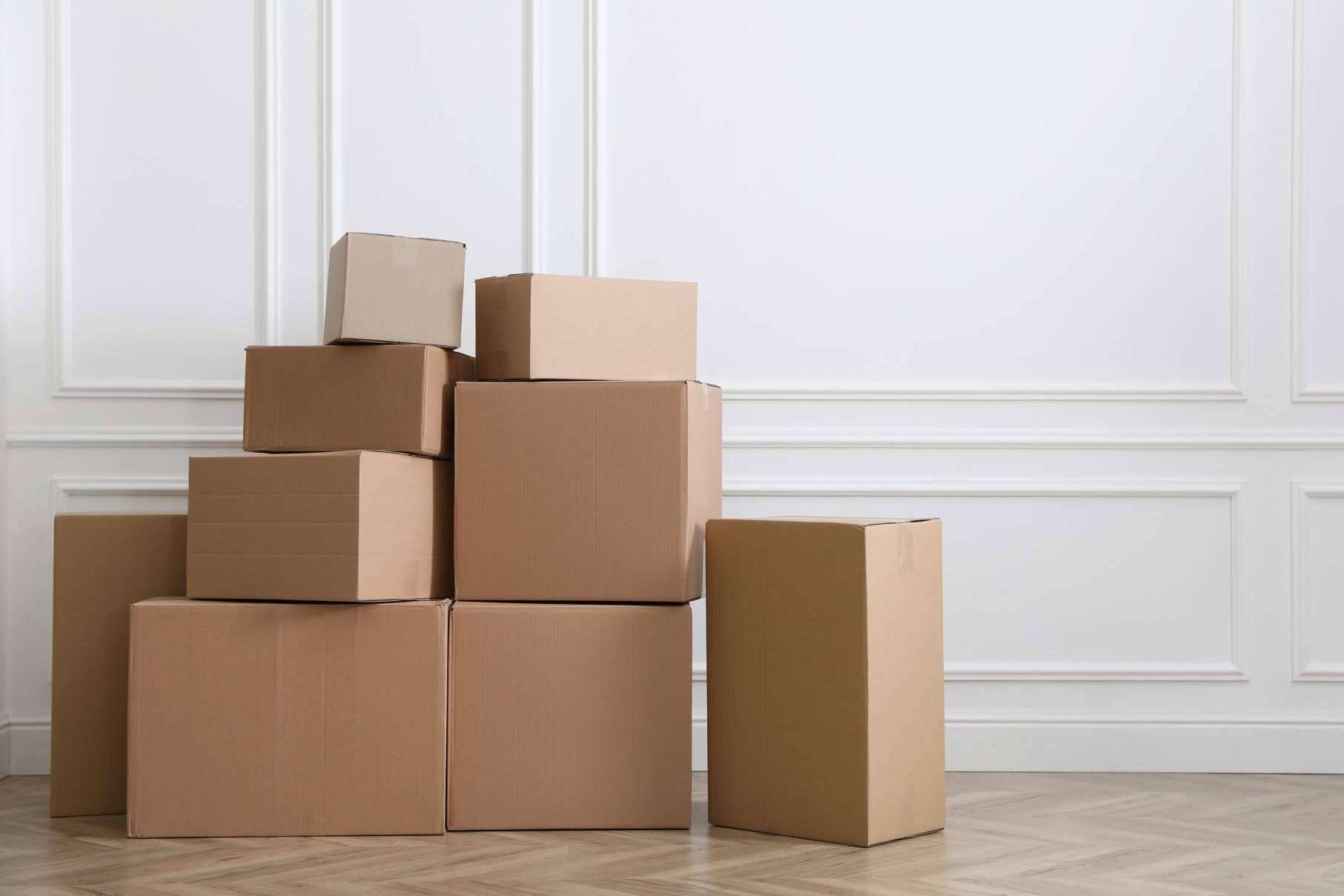 Mudanzas con cajas de cartón de la mano de 24h Mudanzas en Barcelona