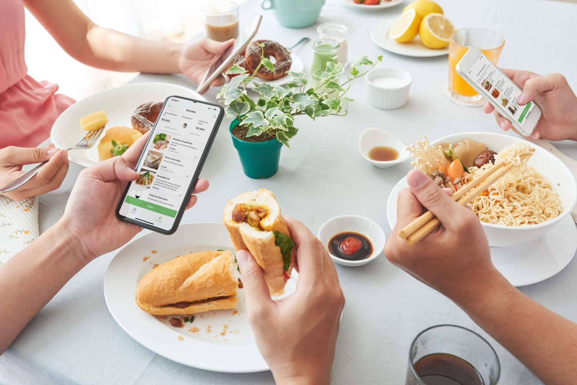 Pedir con el móvil dentro de un restaurante, la nueva tendencia en el sector de la hostelería que llega de la mano de Order In