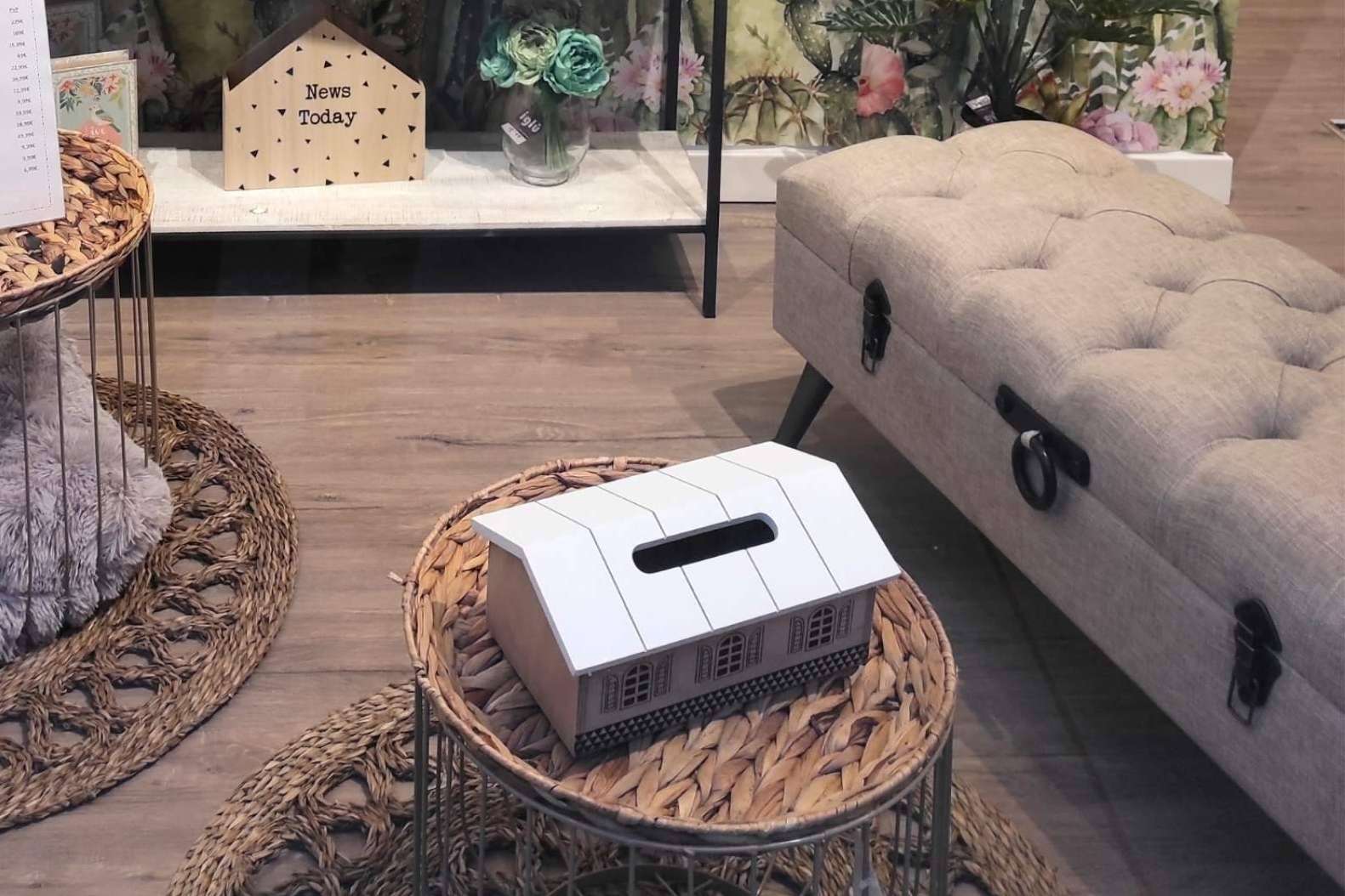 Los productos para el hogar como baúles, pufs, maletines, cestos y organizadores de armario disponibles en Iglú Tiendas