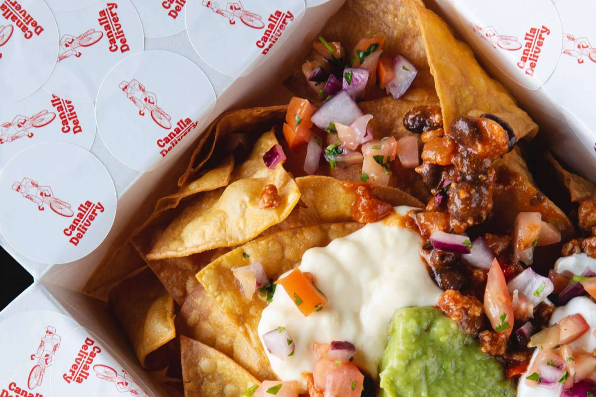 Comida de calidad para los 'viciosos' de los grandes y pequeños municipios, por Canalla Delivery