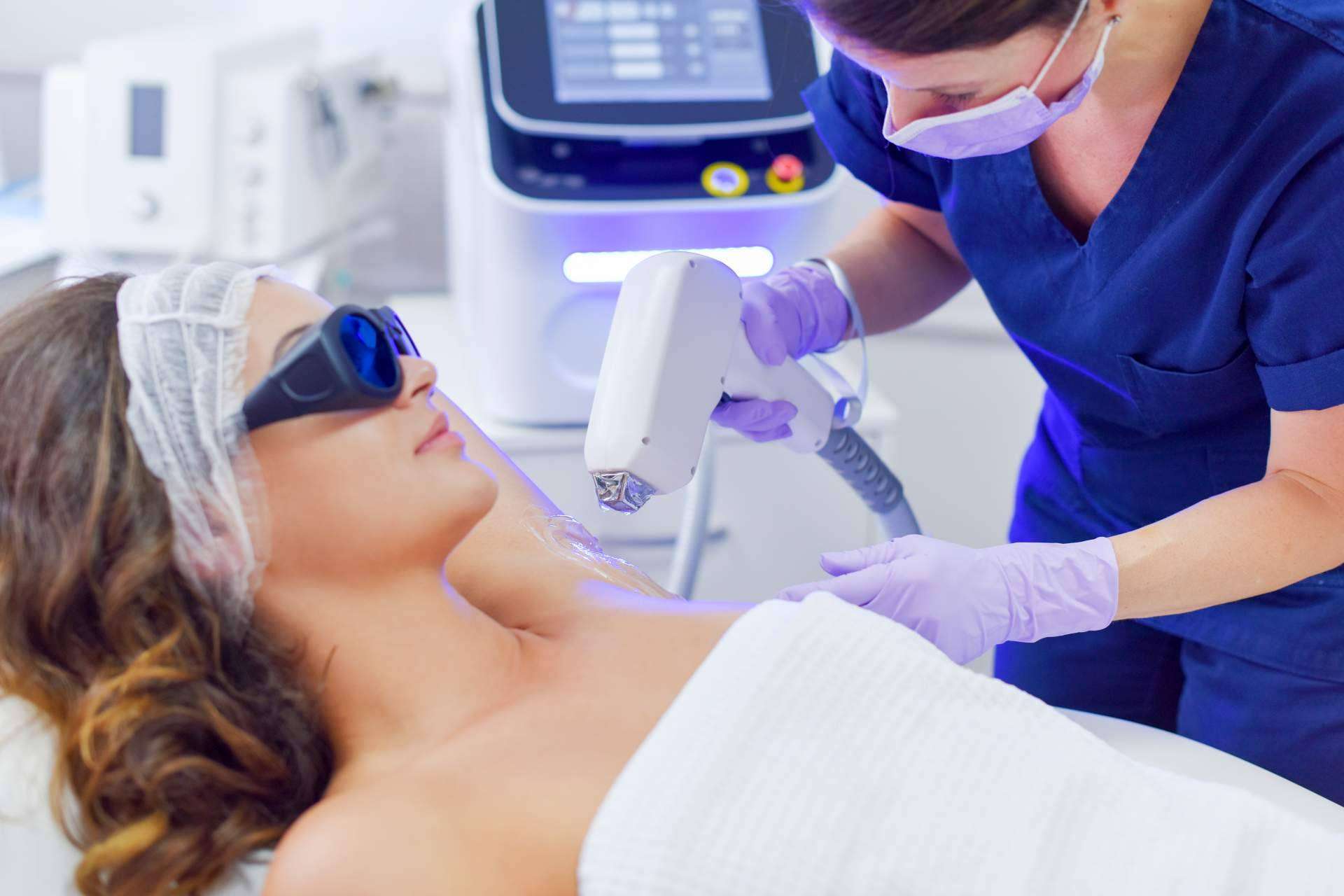 Comercial Estética es el distribuidor de aparatología estética con equipos de última generación