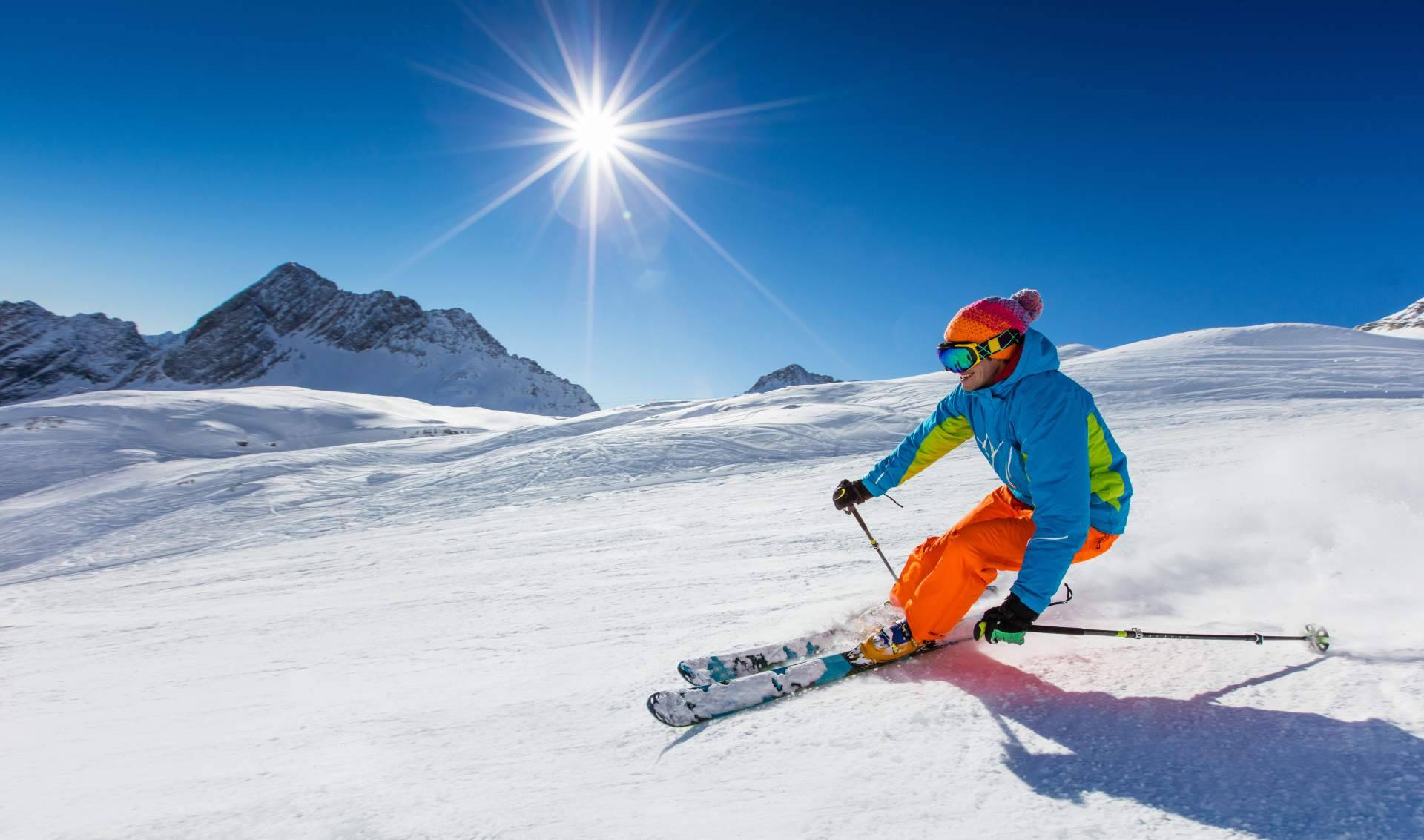 Disfrutar con Ski Club Noroeste de un viaje de esquí para familias