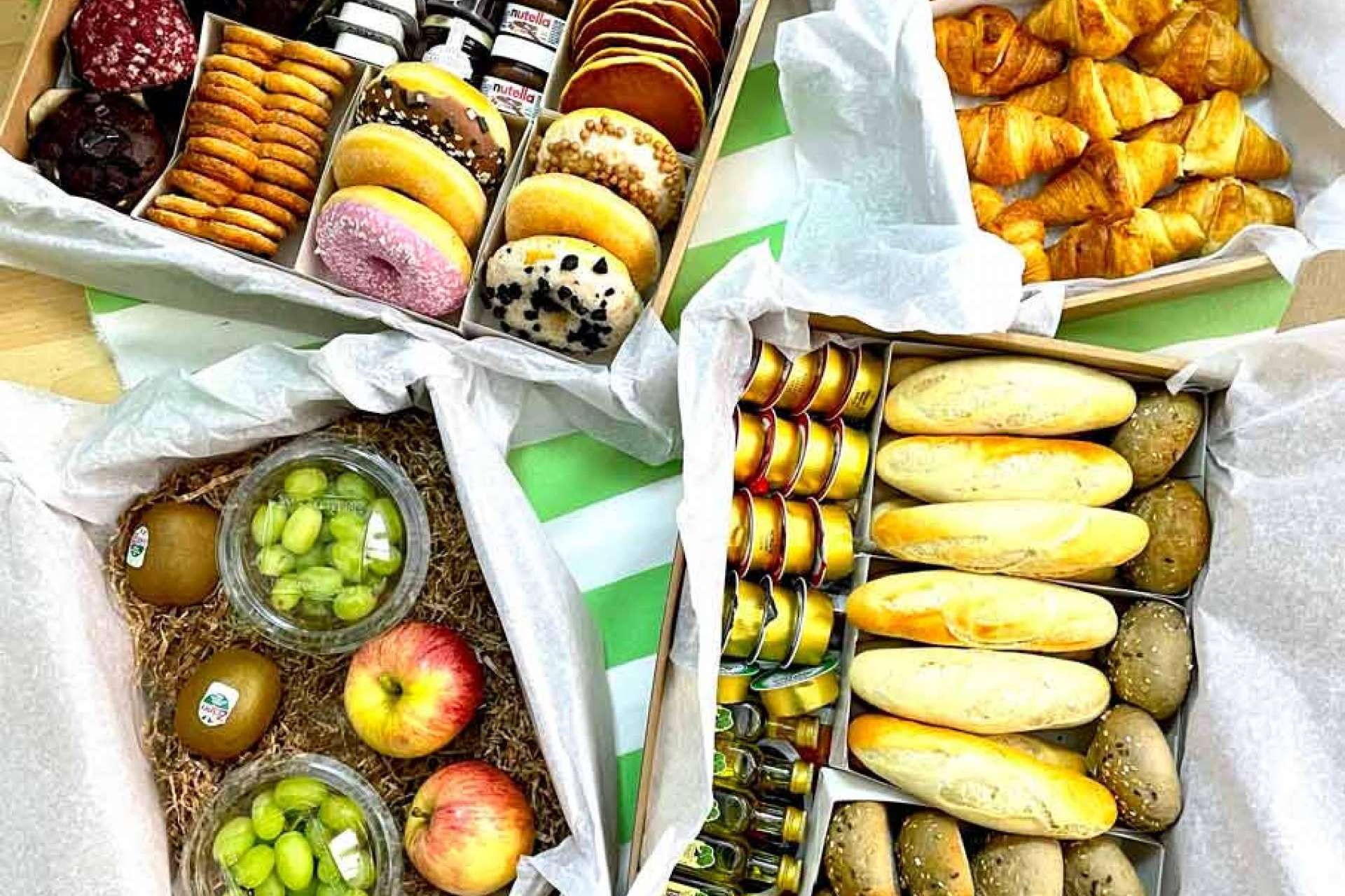 Enviar desayunos a domicilio personalizados a cualquier parte de España y Portugal de la mano de Las Flores No Se Comen