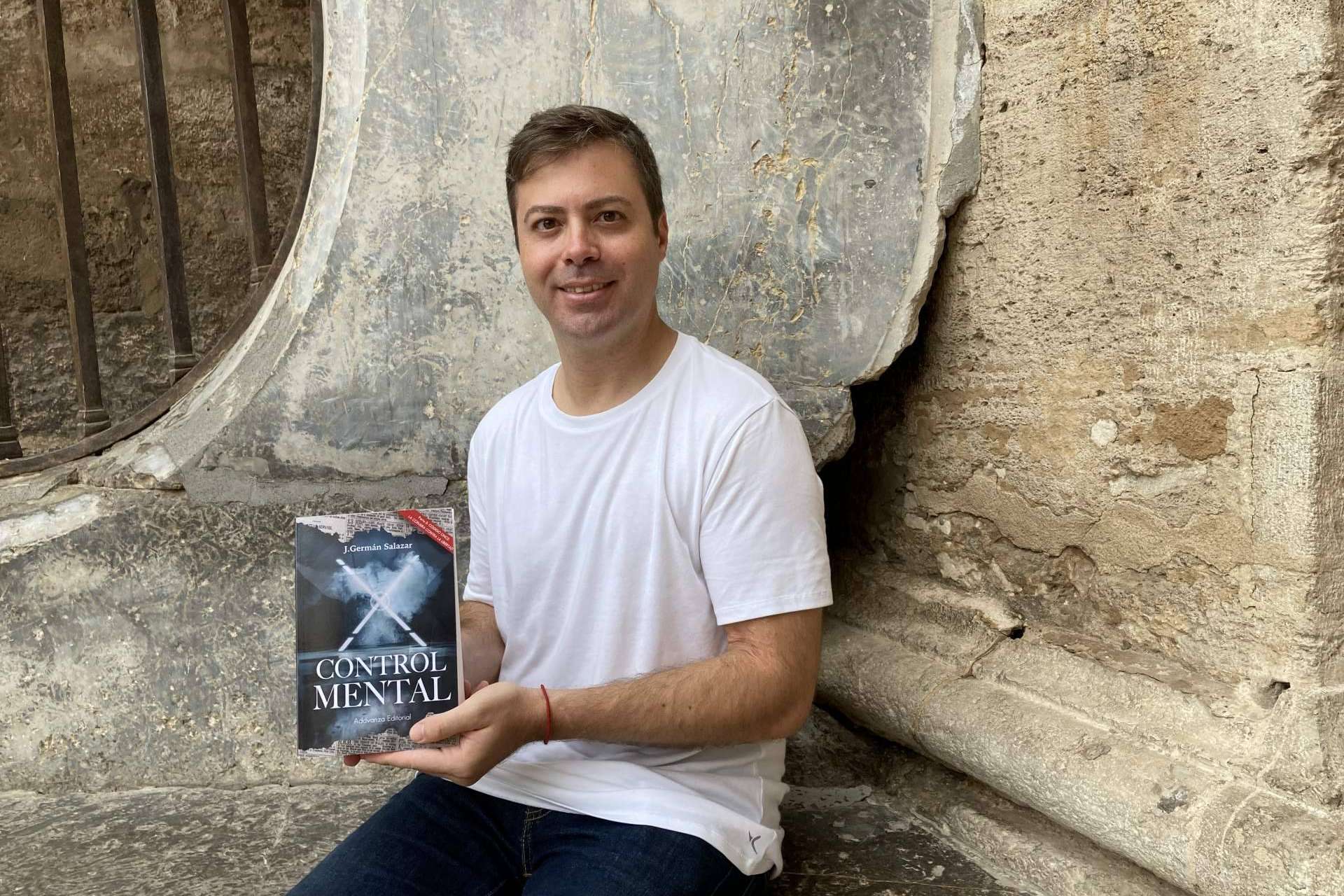 X Control Mental es una novela de Germán Salazar que se ha convertido en un éxito de ventas en Amazon España y Kindle