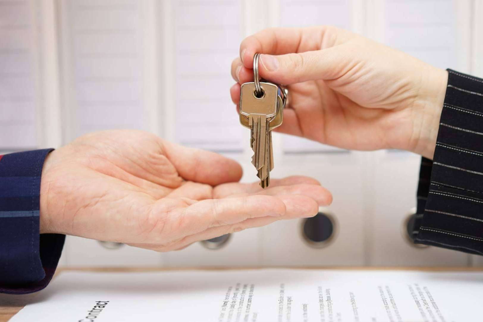 Hipotecas Plus colabora para que se obtenga la hipoteca que se precise y se compre la parte de la vivienda del ex