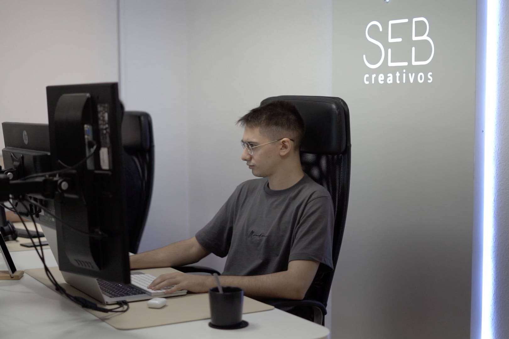 Digitalizar o morir, la importancia de digitalizar una empresa tras el COVID-19, por SEB Creativos