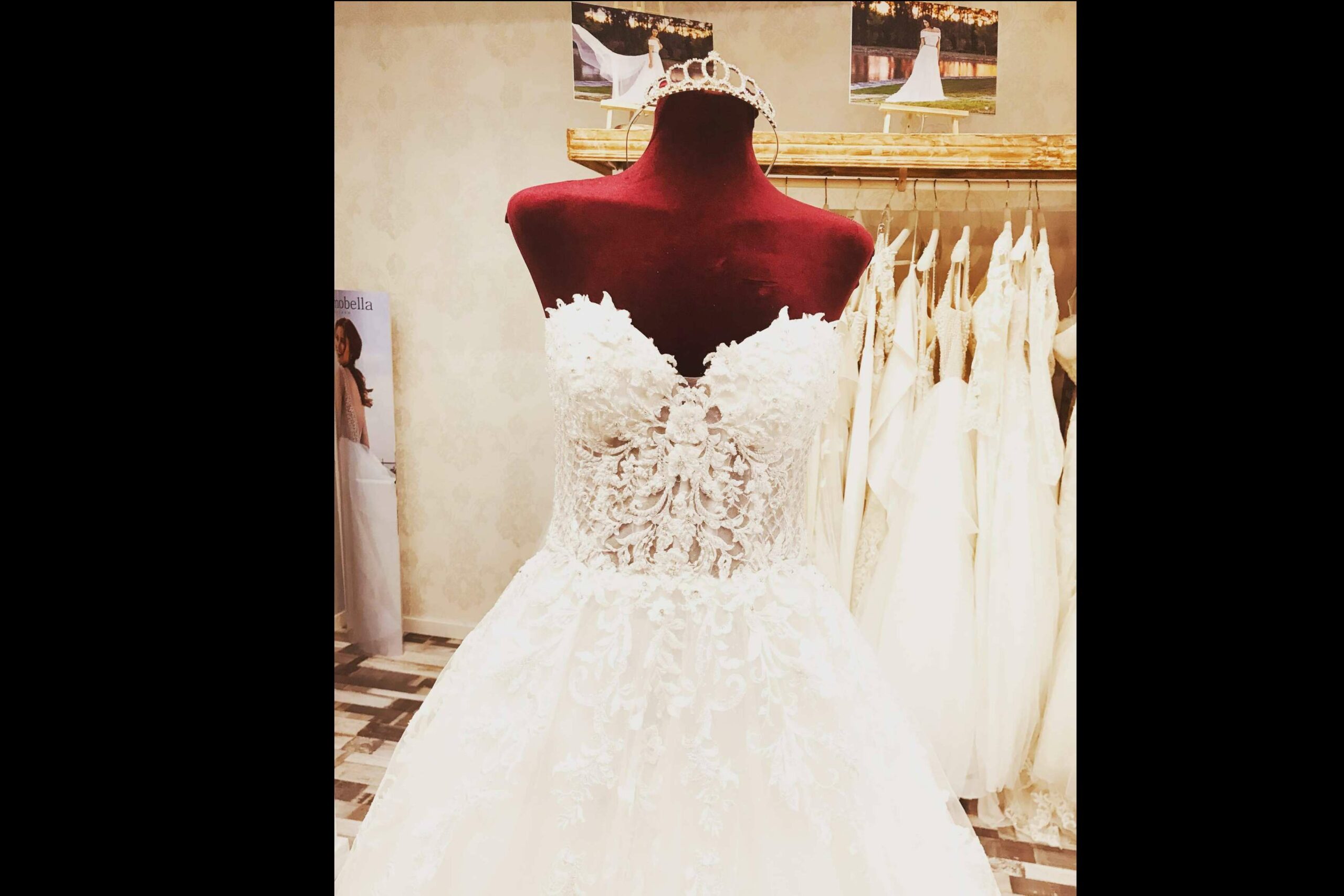 La atención personalizada que ofrece la tienda de vestidos de novia Sujhalúa