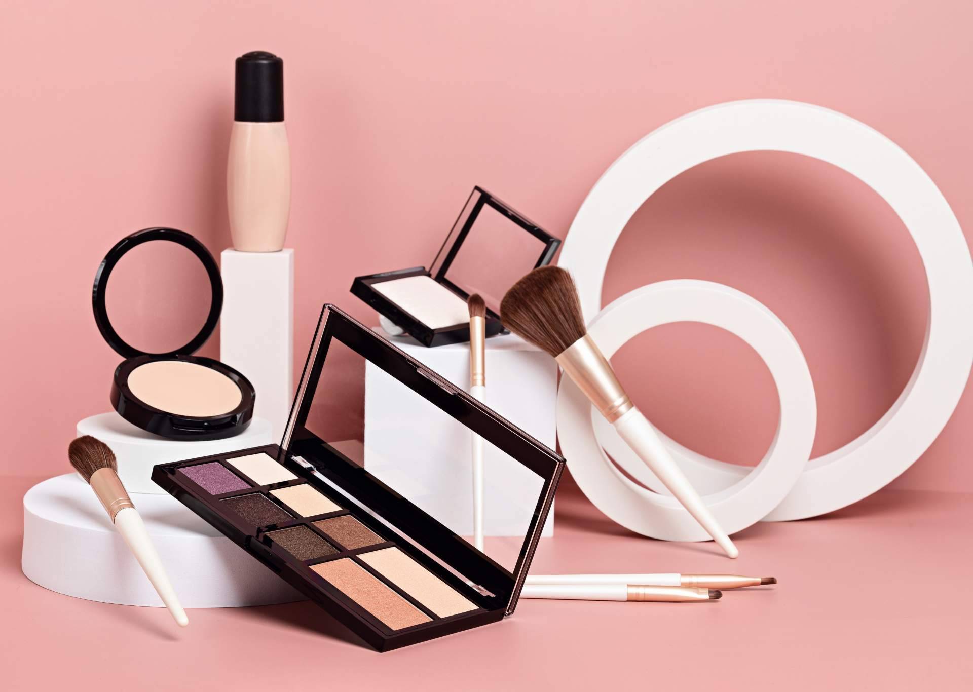 Comprar online perfumes y cosmética de primeras marcas a precios accesibles en Mercamágina