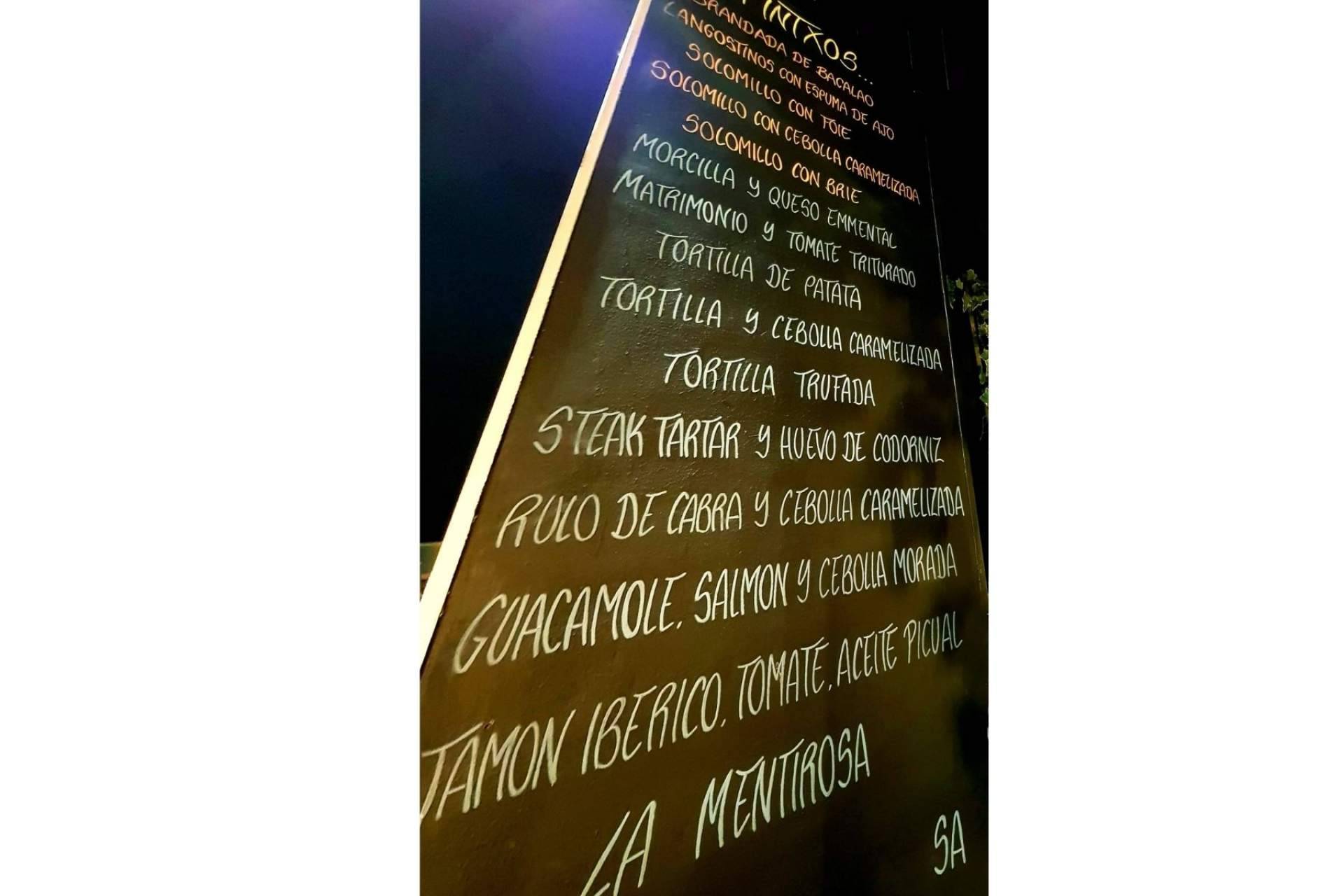 Visitar La Mentirosa, uno de los mejores bares de pintxos en Madrid