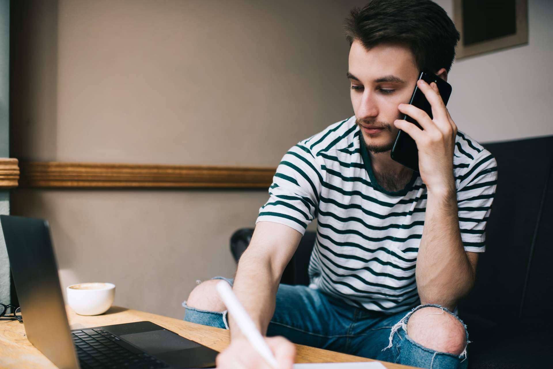 Aprender inglés con profesores nativos, por teléfono y en 25 minutos de sesión con Ringteacher