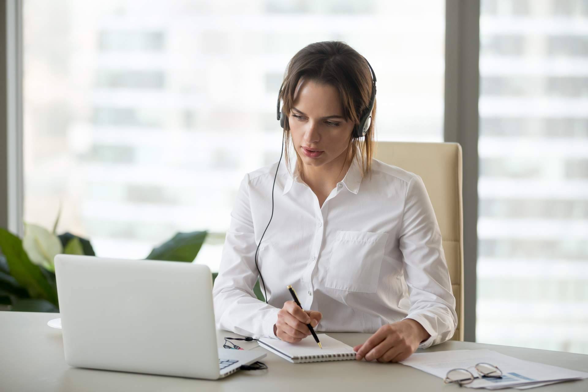 Intérpretes profesionales para compañías y eventos en Madrid, con Enai E-Consulting Internacional