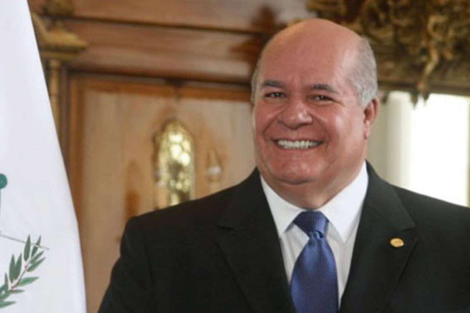 Julio Ligorría, el ex embajador con vocación de asesor político