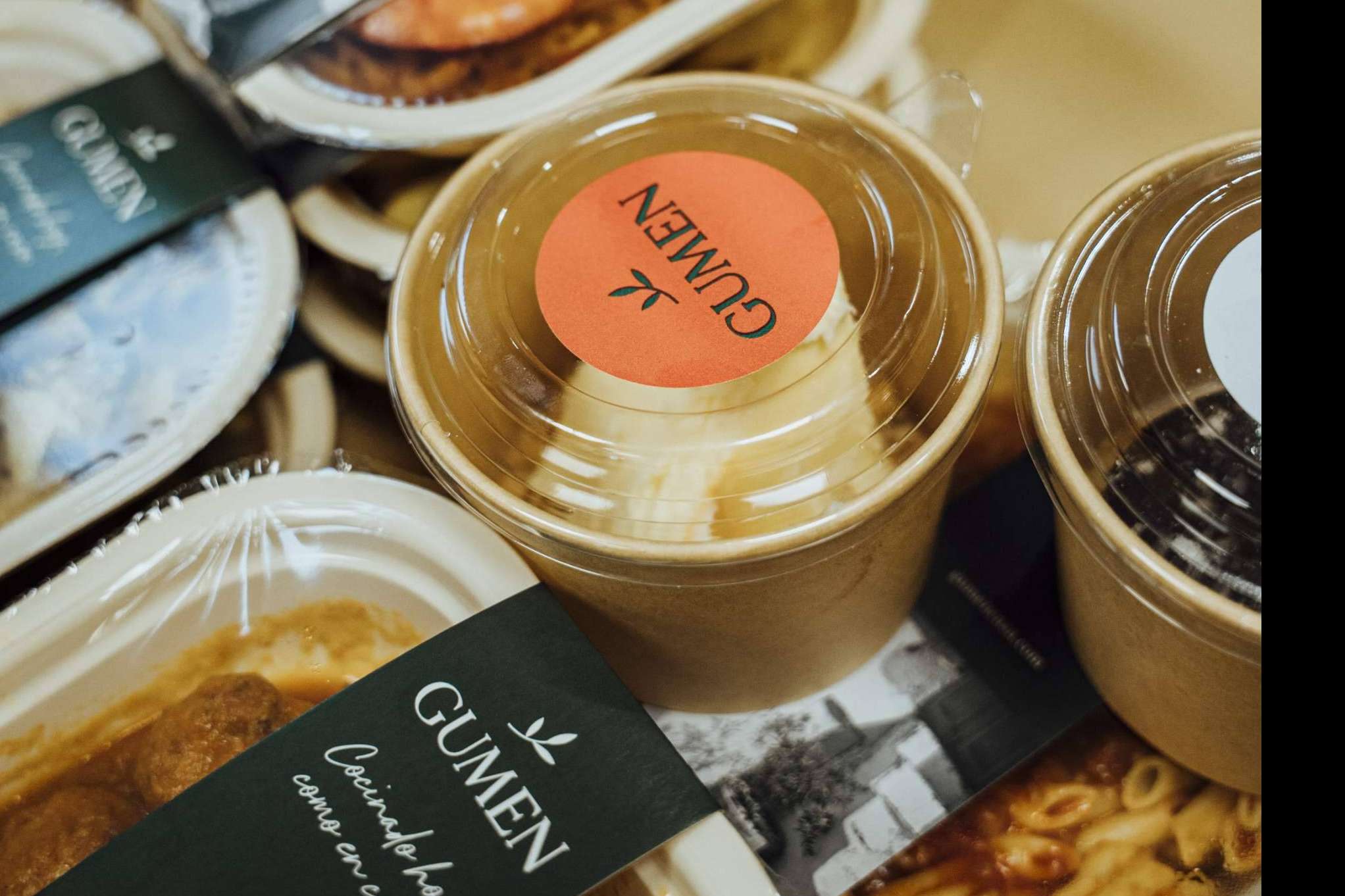Gumen entrega sus comidas a domicilio en envases 100% compostables