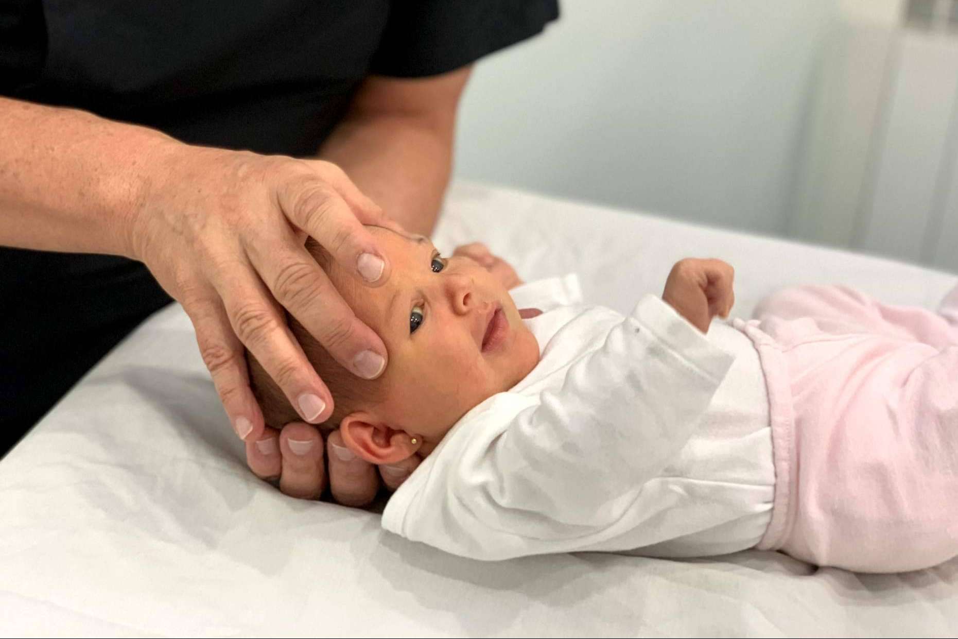 Formación en osteopatía neonatal con la colaboración del Instituto Internacional de Osteopatía Avanzada