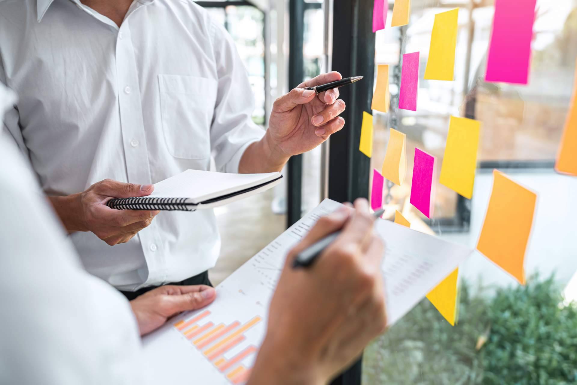 ¿Cuáles son las opiniones de los clientes sobre la agencia de marketing digital Creatit?
