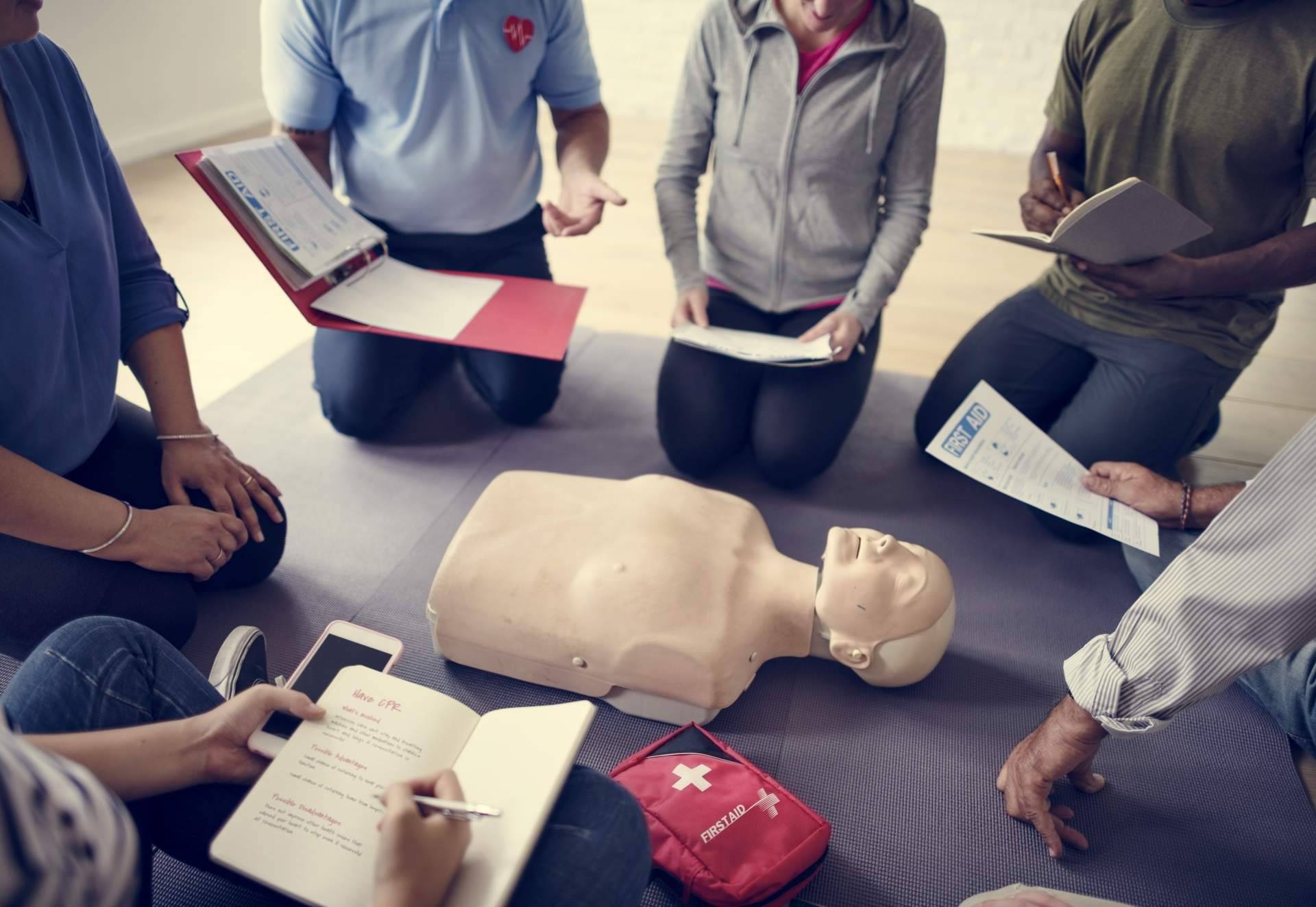 Esforem ofrece formación y curso primeros auxilios