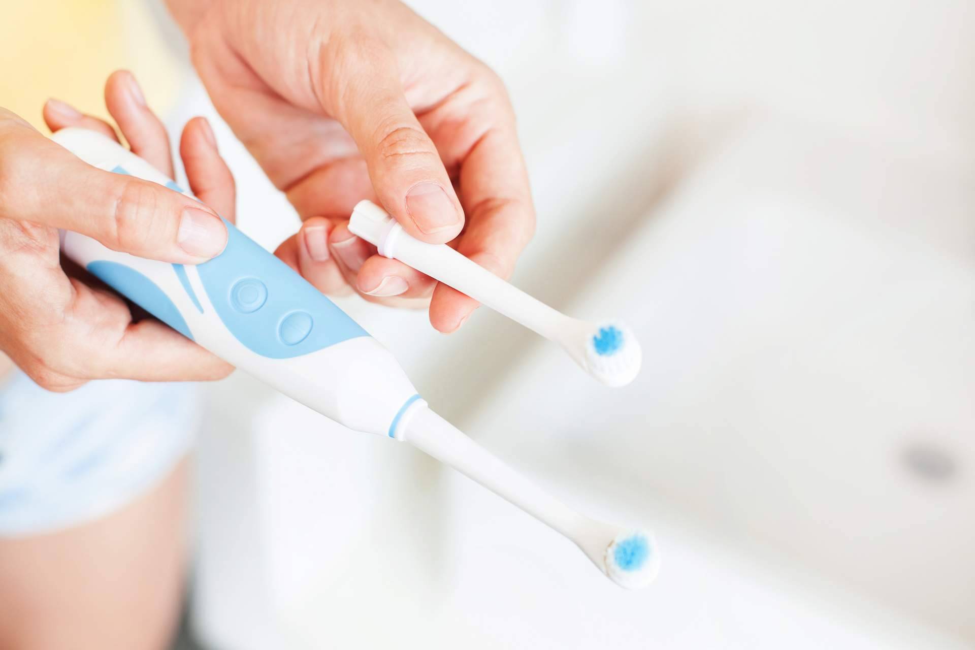 “Guerra” de marcas, los cepillos de dientes eléctricos son más baratos que nunca antes