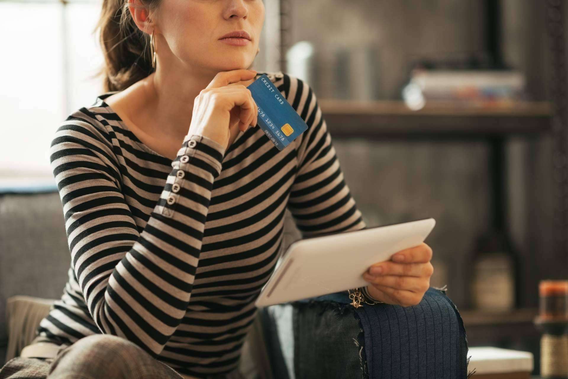 El aliado perfecto para salir de las deudas causadas por las tarjetas de crédito es Reclama Revolving