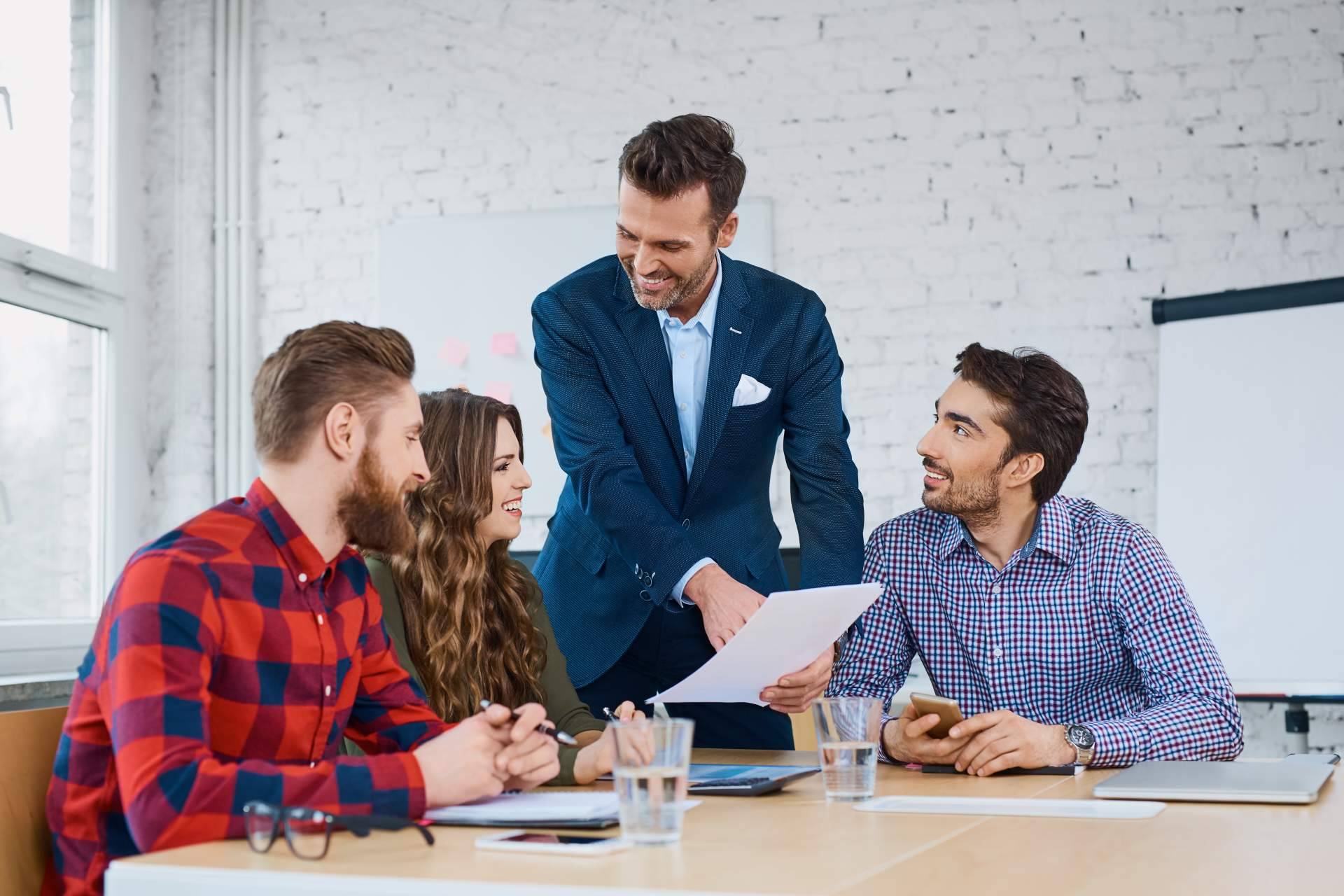 Qué es el liderazgo innovador y cómo aplicarlo en los negocios