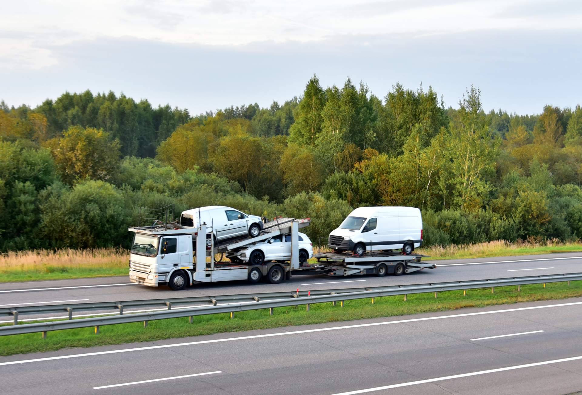 Transportamos Tu Coche ofrece servicios para transportar un coche en España