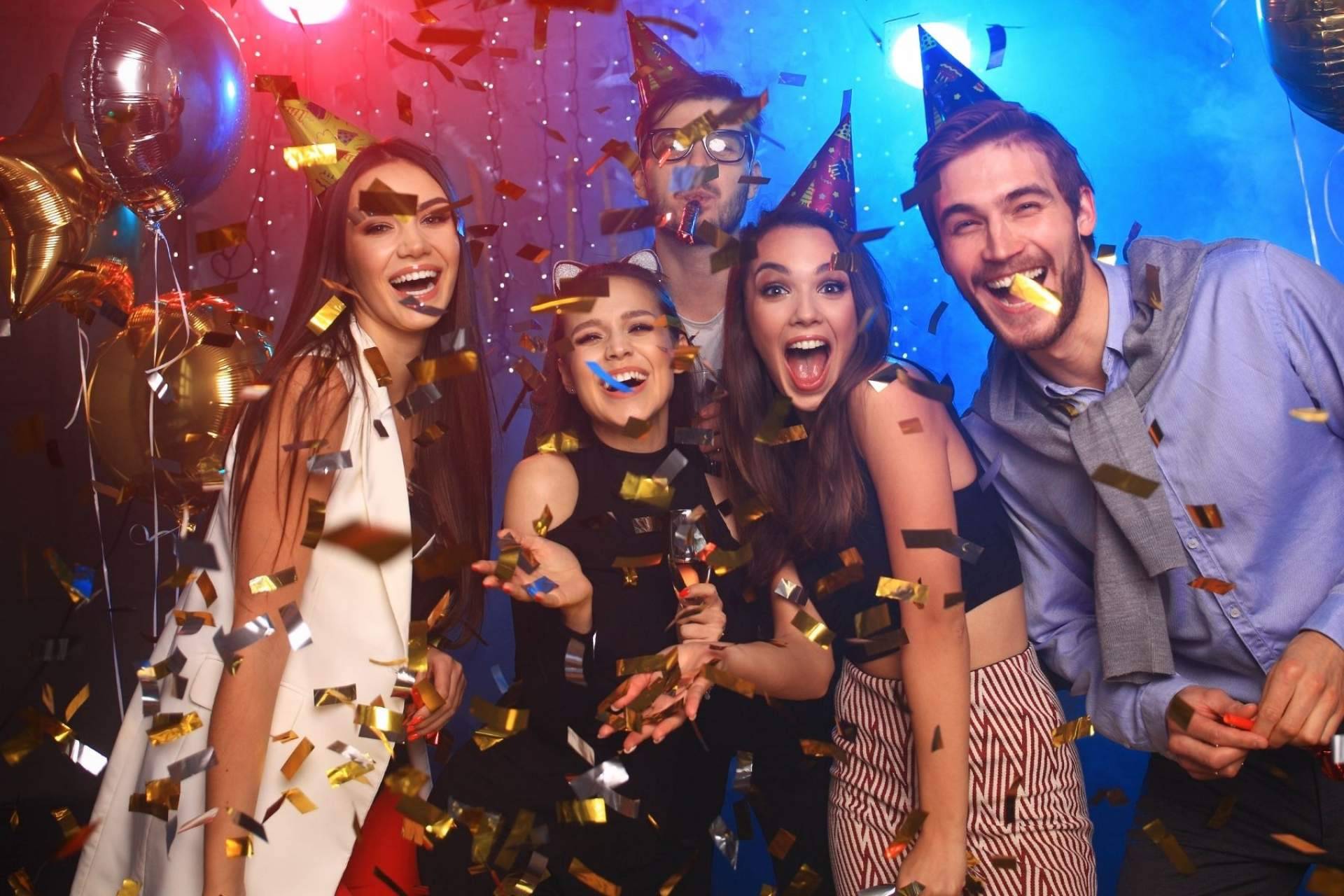 Celebrar fiestas de 18 cumpleaños en un local adaptado para ello
